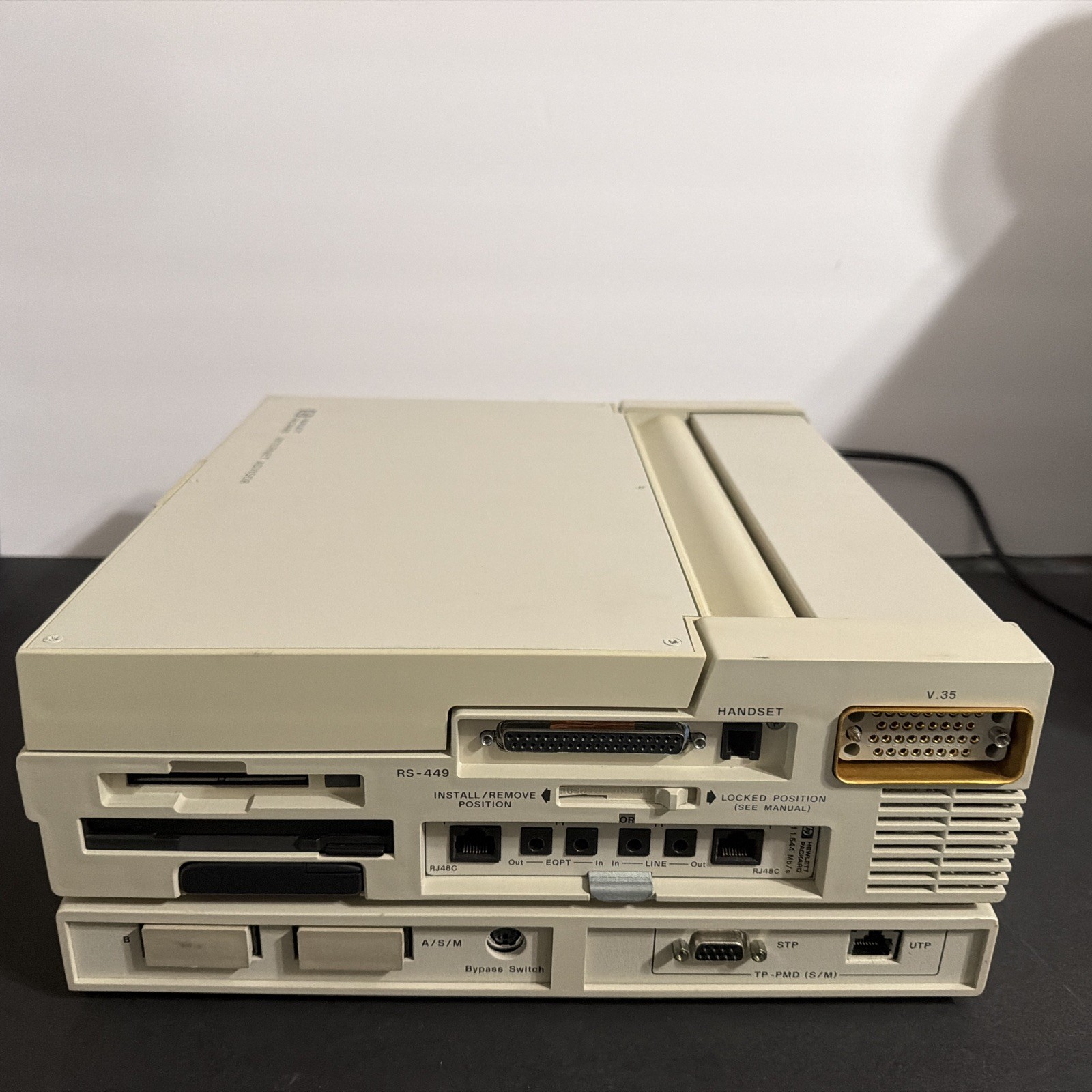 HP T1 INTERNET ADVISOR, OPT.001,200 W/ FDDI INTERFACE & RJ48C MODULES, NO POWER