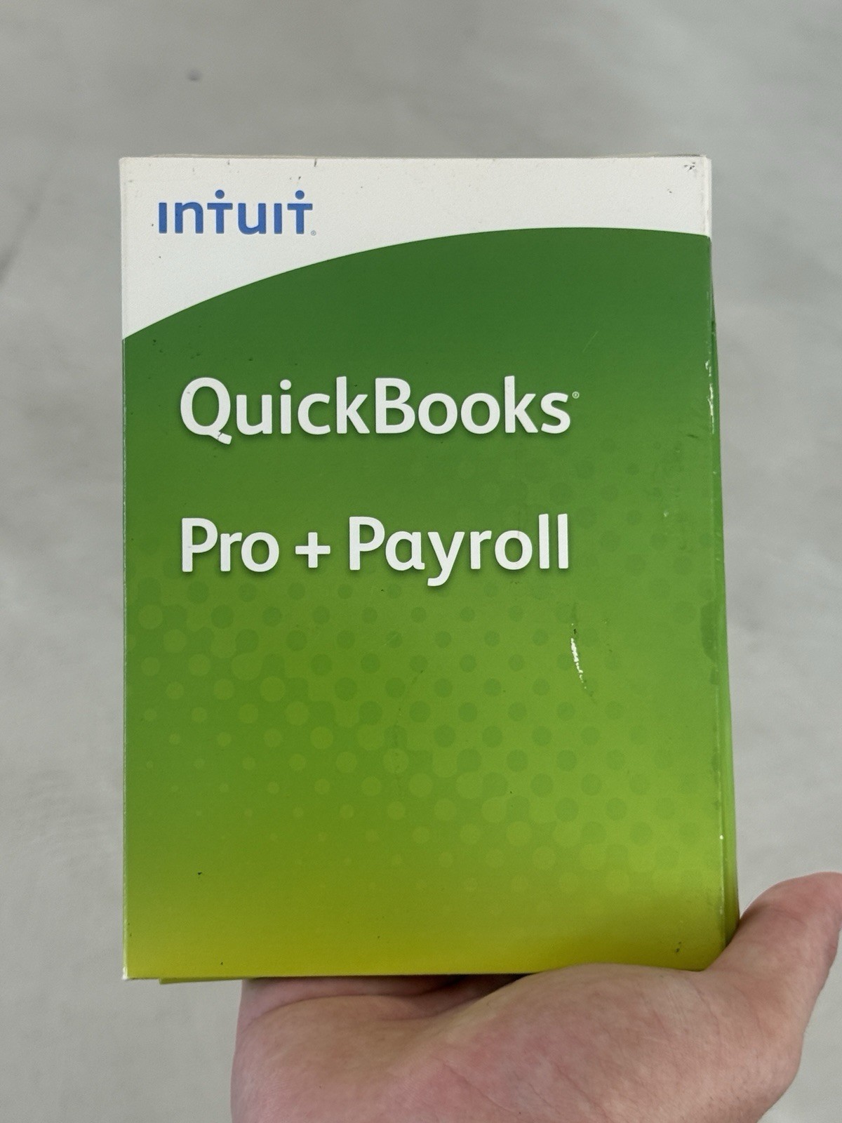 2010 Intuit QUICKBOOKS Desktop Pro with Payroll With License 2 Disc Set