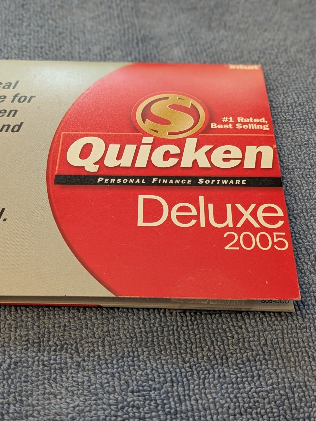 Intuit Quicken Deluxe 2005 For Windows 95/98/2000/Me/XP (CD) Disc Only (no key)