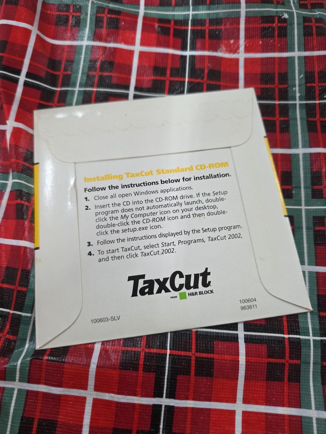 H&R Block TaxCut 2002 Standard. 2002 Tax Cut software. New.