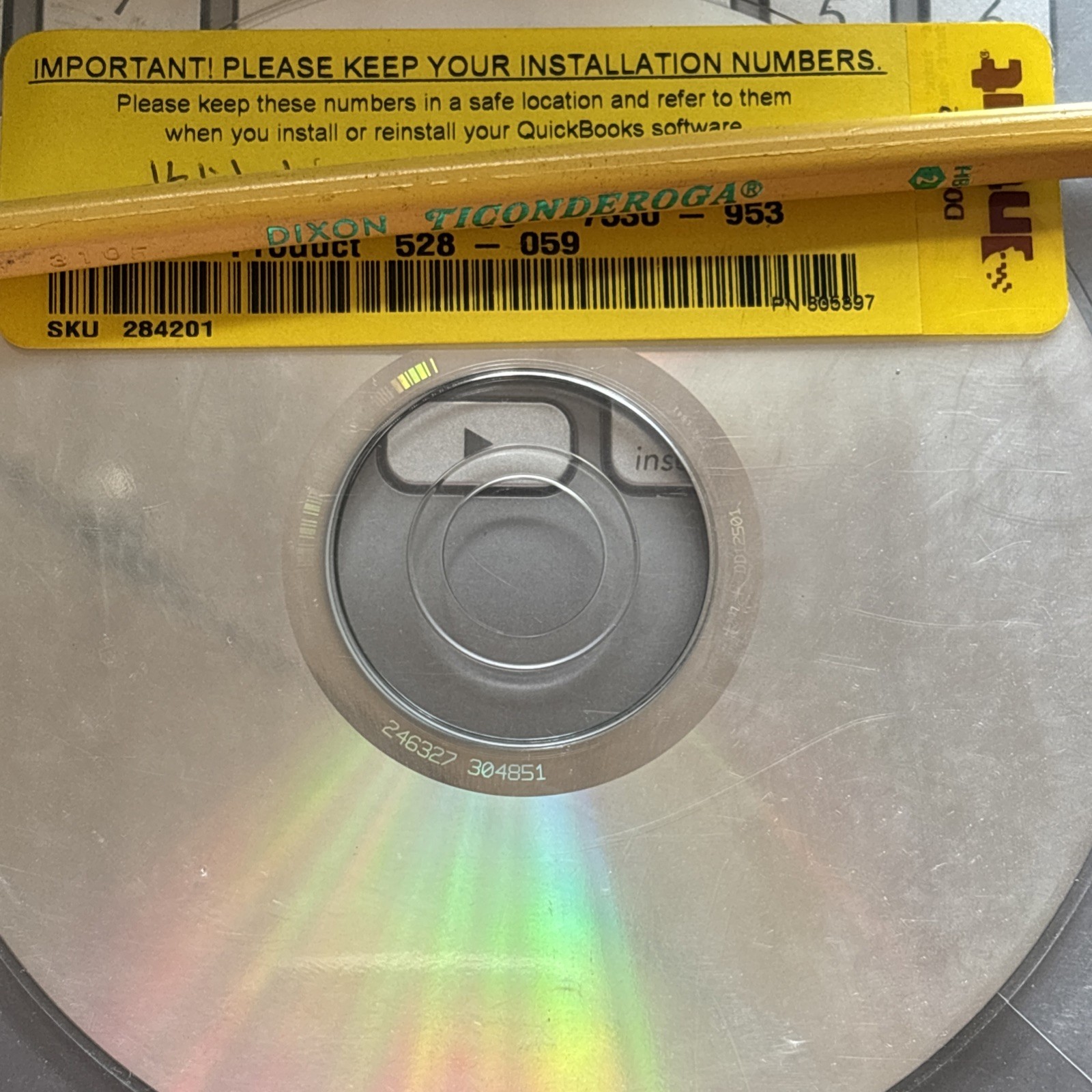 QuickBooks Premier Editions 2005 5 User CD for Windows With License And Key