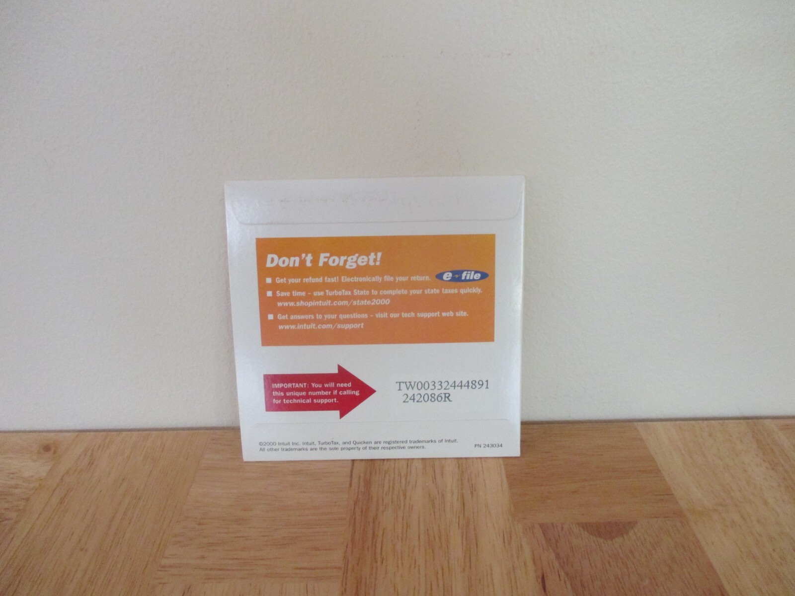 Quicken Turbo Tax CD – Tax Year 2000! – Easy – Fast – Complete – Brand “NEW!!!”