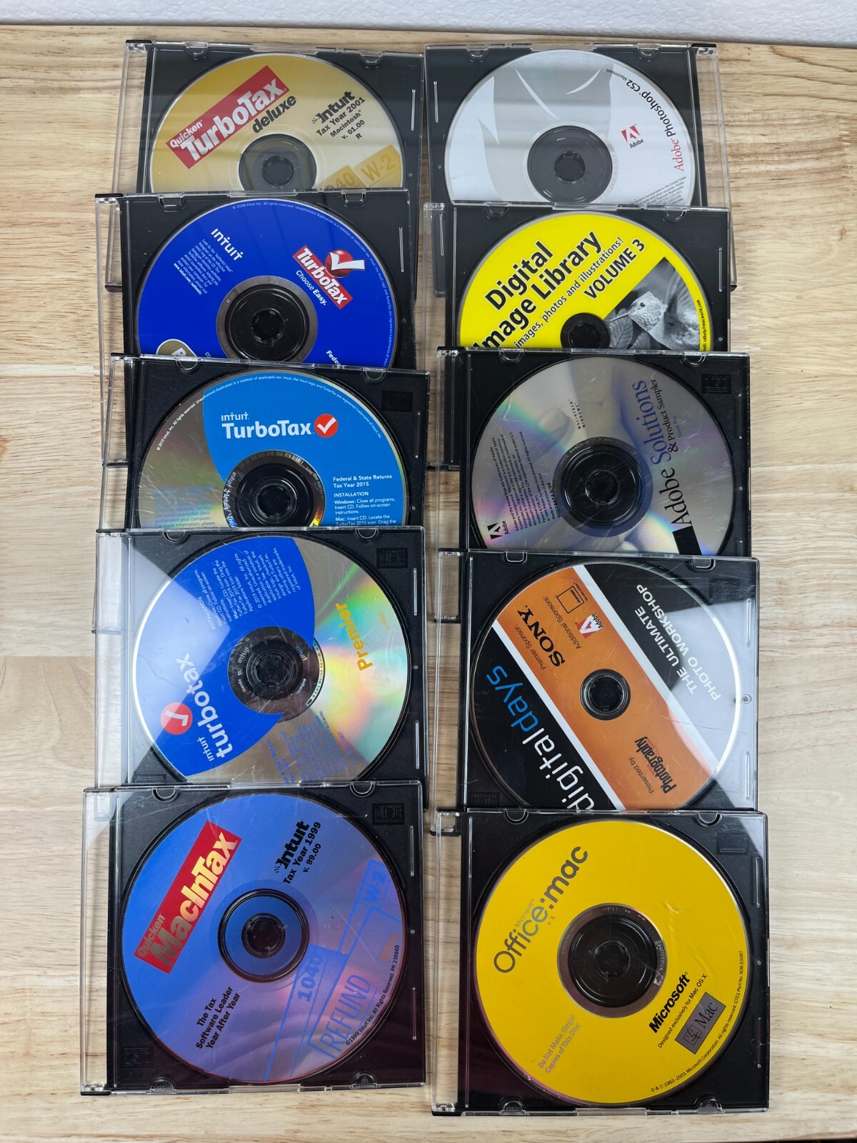 Lot of 19 Vintage Mac/Windows Software Discs Turbotax, Windows, Adobe, Etc.