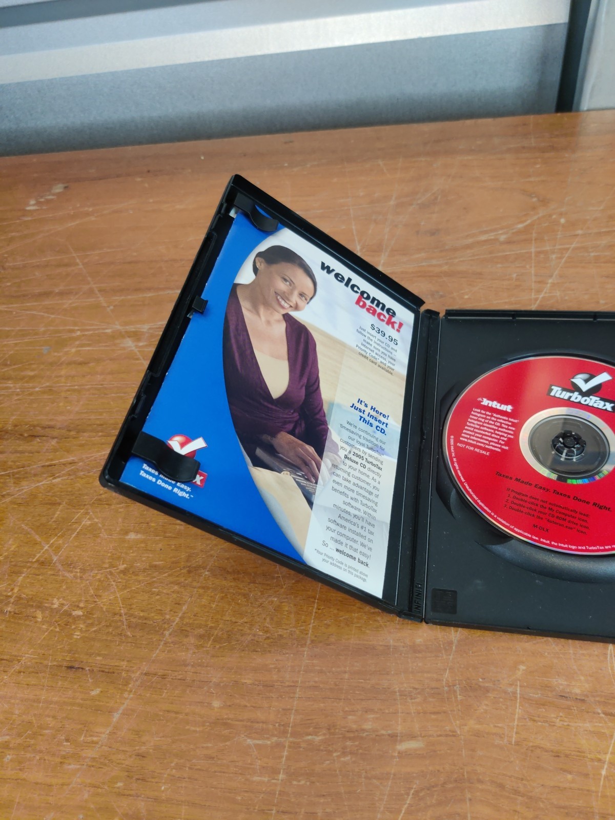 2005 TurboTax Deluxe Plus State CD-ROM for Windows & Mac Intuit W/ Software Key