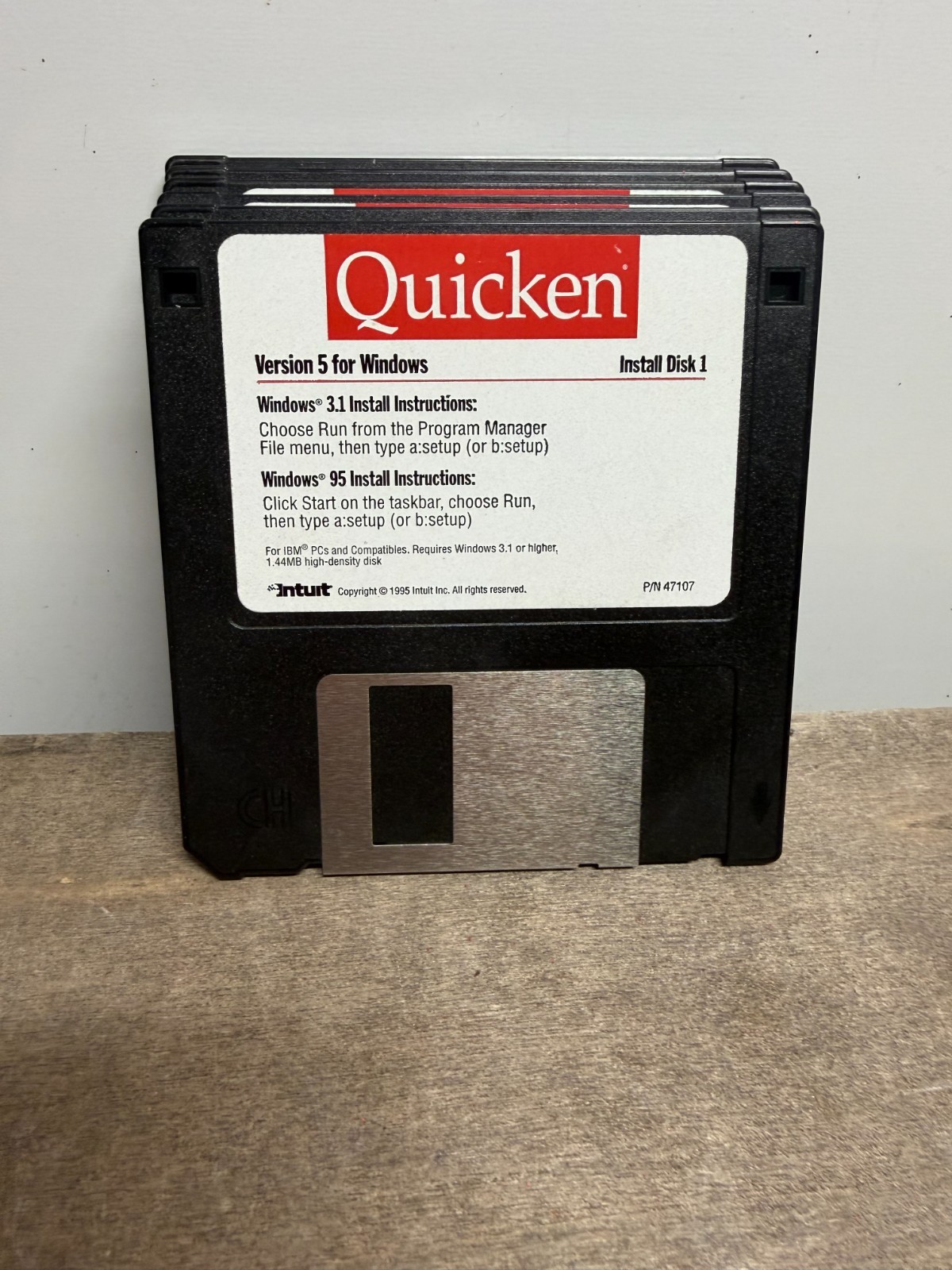 Quicken Version 5 For Windows 95 (Intuit, 1996) 3.5″ Floppy – Fast Ship