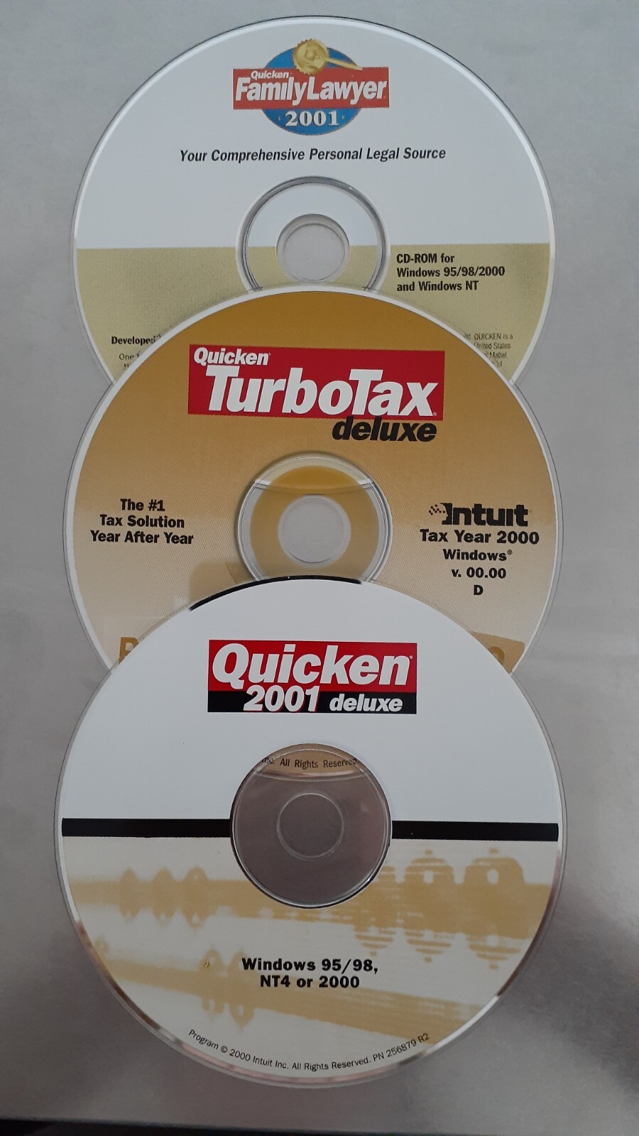 Vintage Quicken 2001 Suite for Windows 95/98/NT 4/2000 with TurboTax Deluxe & Fa