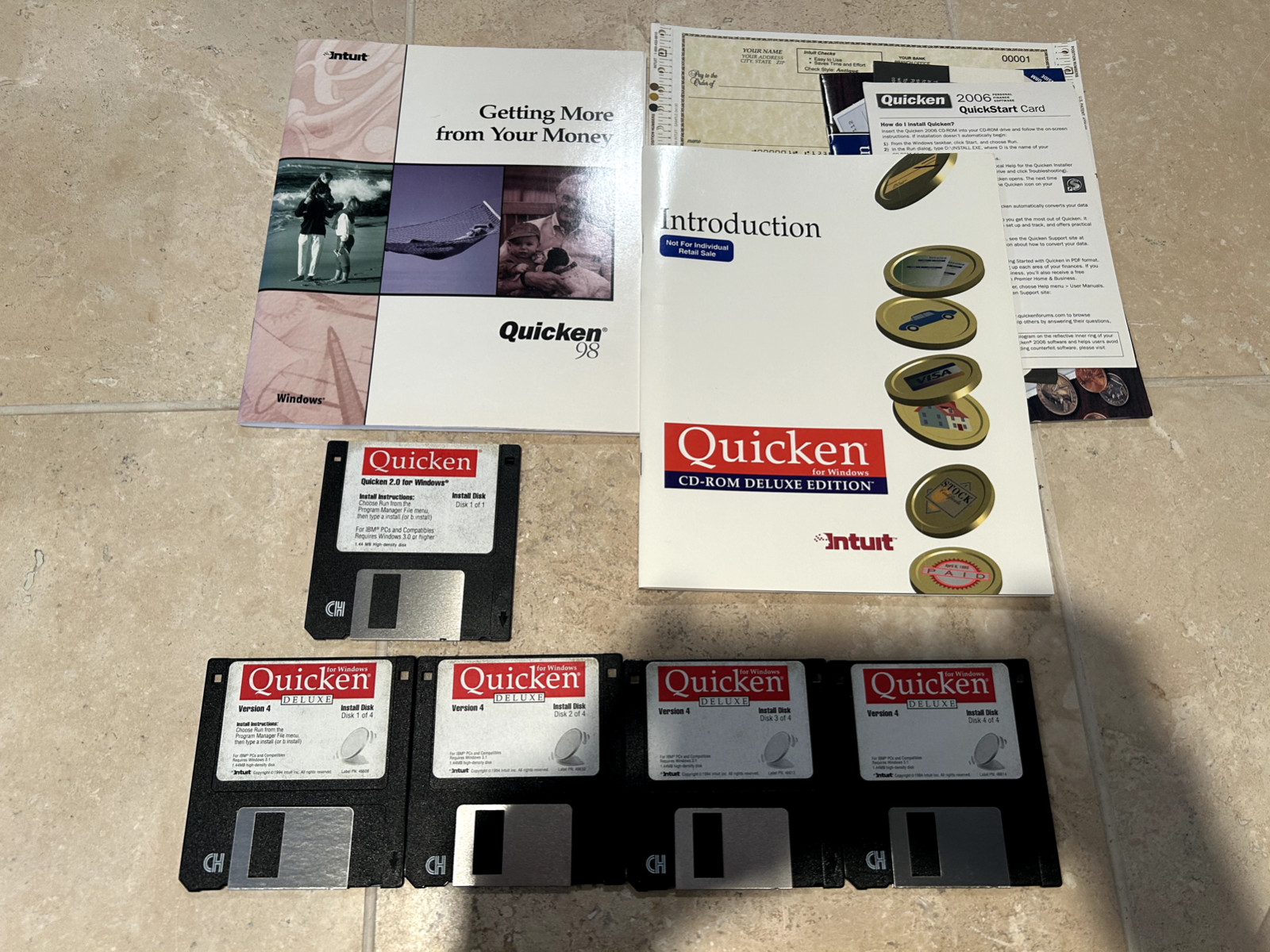 Quicken Basic ’98, Home & Busuness, ’98, ’99, & 2000 Finance Software Mixed lot