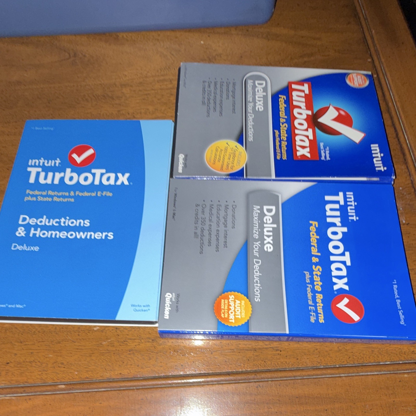 Intuit TurboTax Deluxe Tax Preparation Software 3 CD for Windows