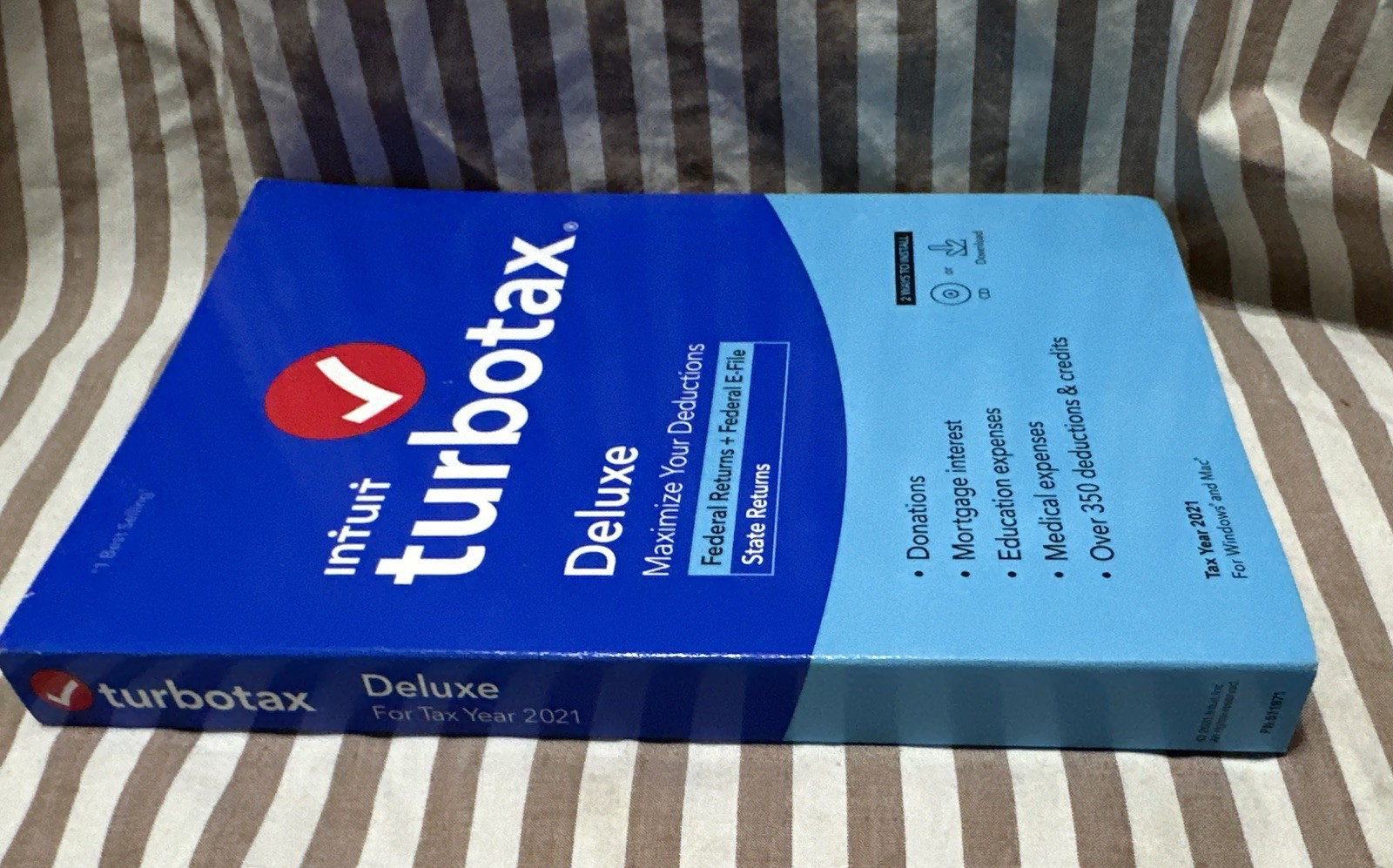 Sealed 2021 TurboTax Deluxe State + Federal Physical Disc WIN MAC Tax Software
