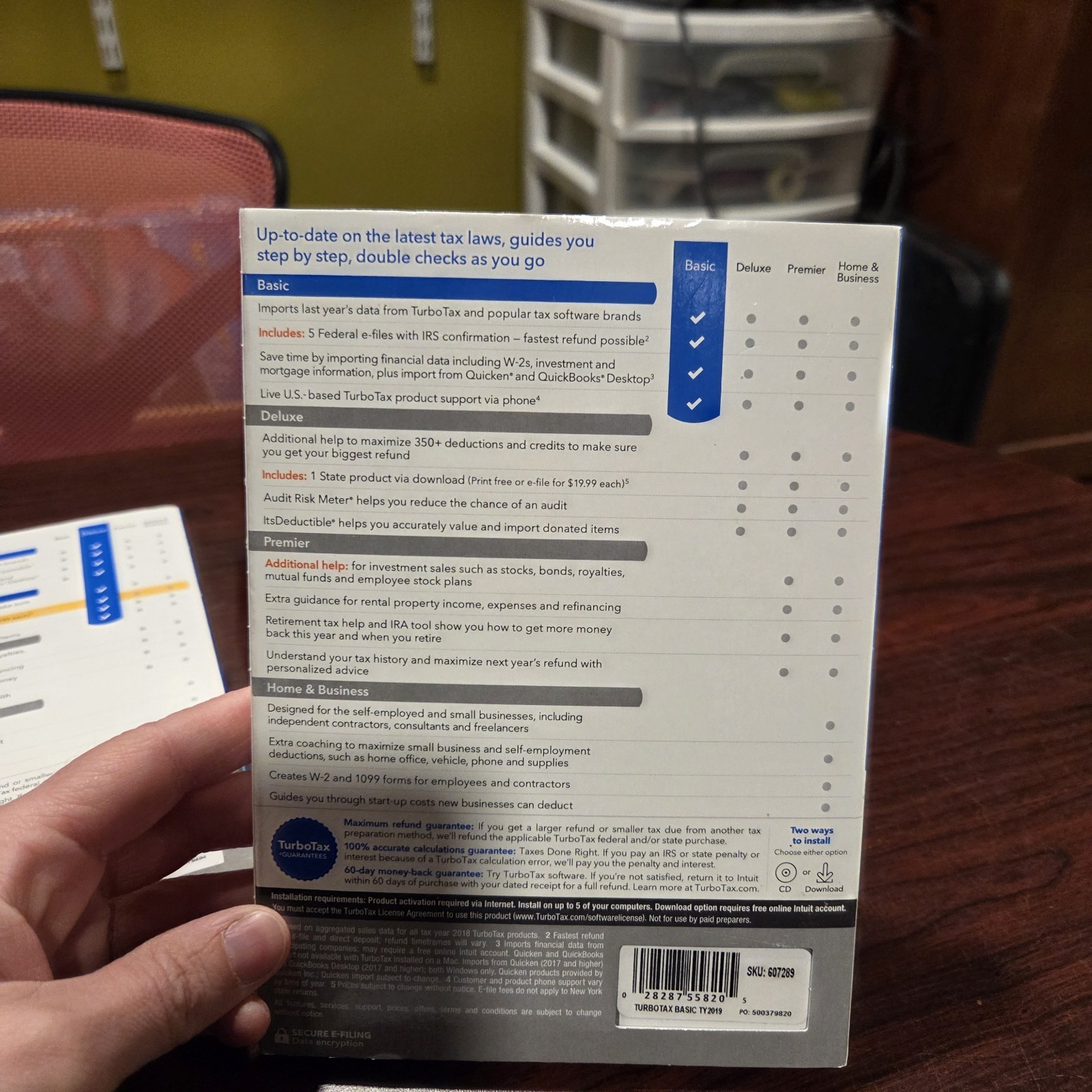 Intuit Turbotax Cd’s For Windows And Mac (2discs)