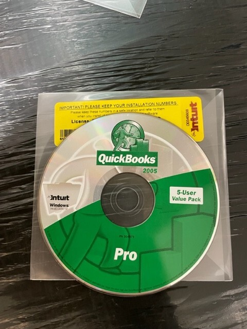 QuickBooks PRO 2005 Retail CD for Windows 5Users w/Official License Product Key