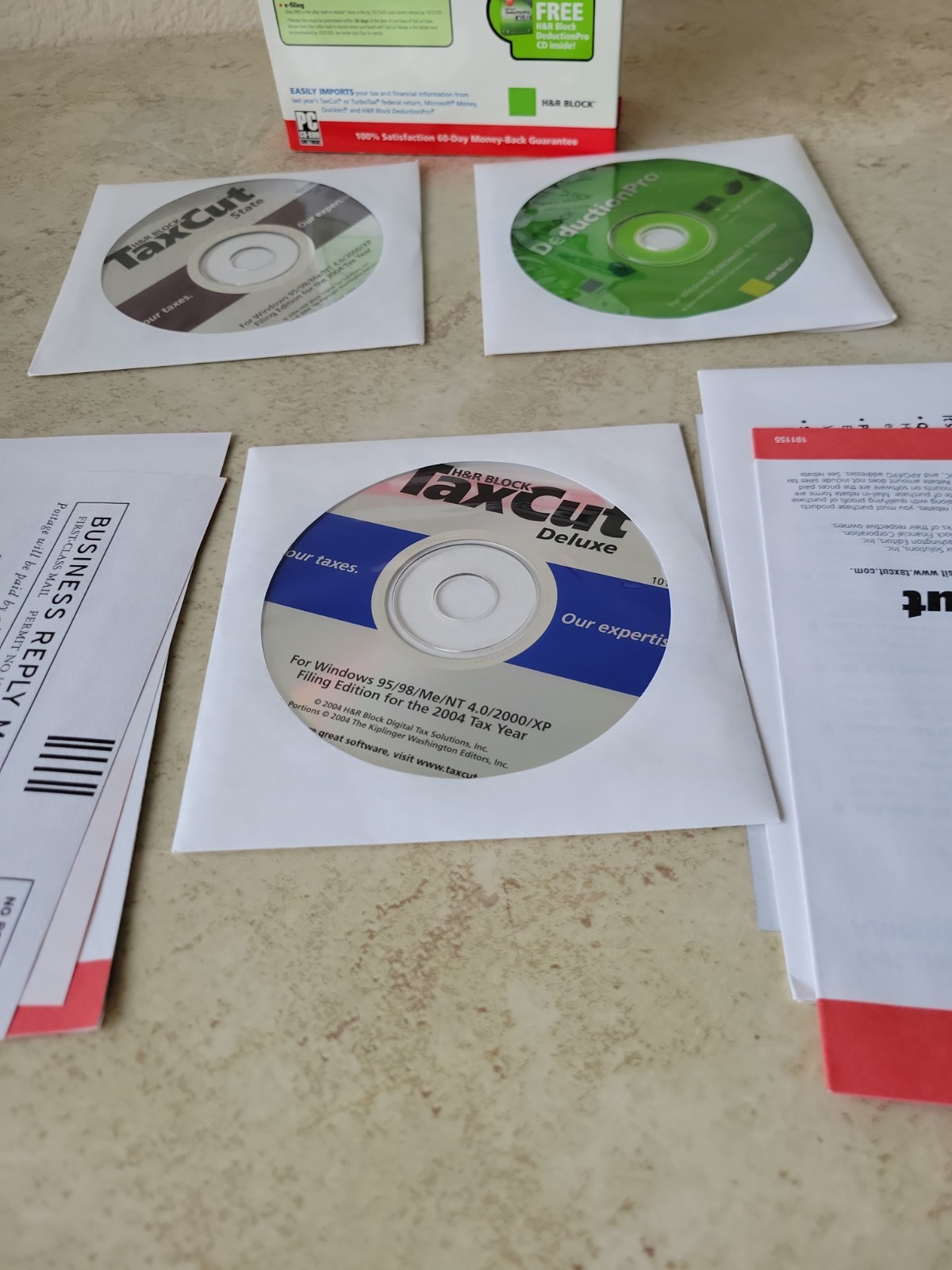 H&R Block TaxCut 2004 Deluxe Tax Cut imports Turbotax. New in box