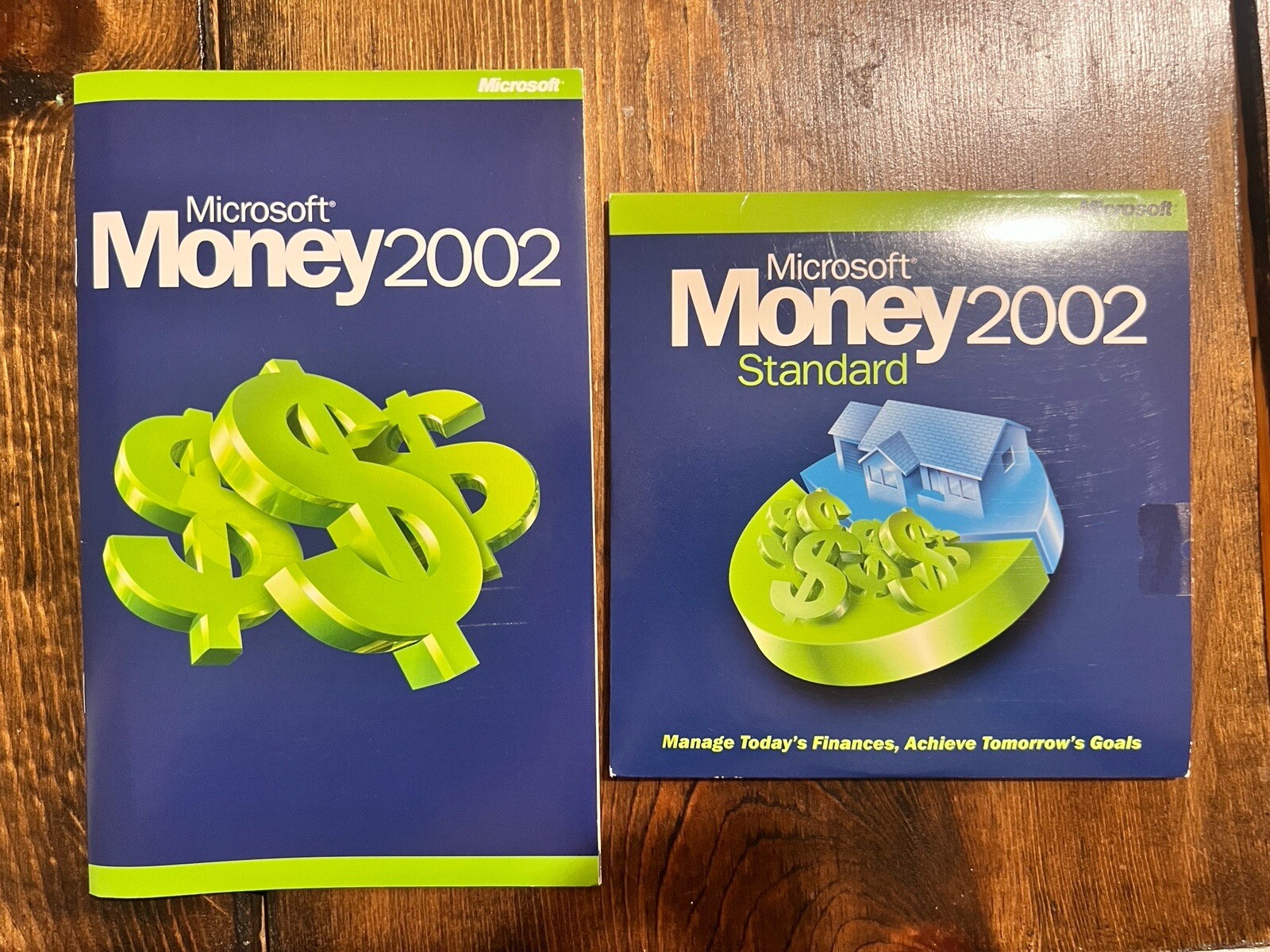 Microsoft Money 2002 Canadian Edition For ￼Windows PC Software CD-R