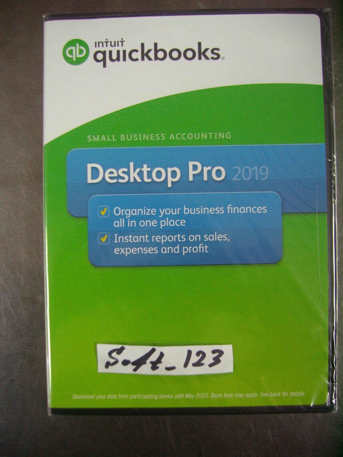 INTUIT QUICKBOOKS DESKTOP PRO 2019 FOR WINDOWS PC =NEW SEALED BOX=