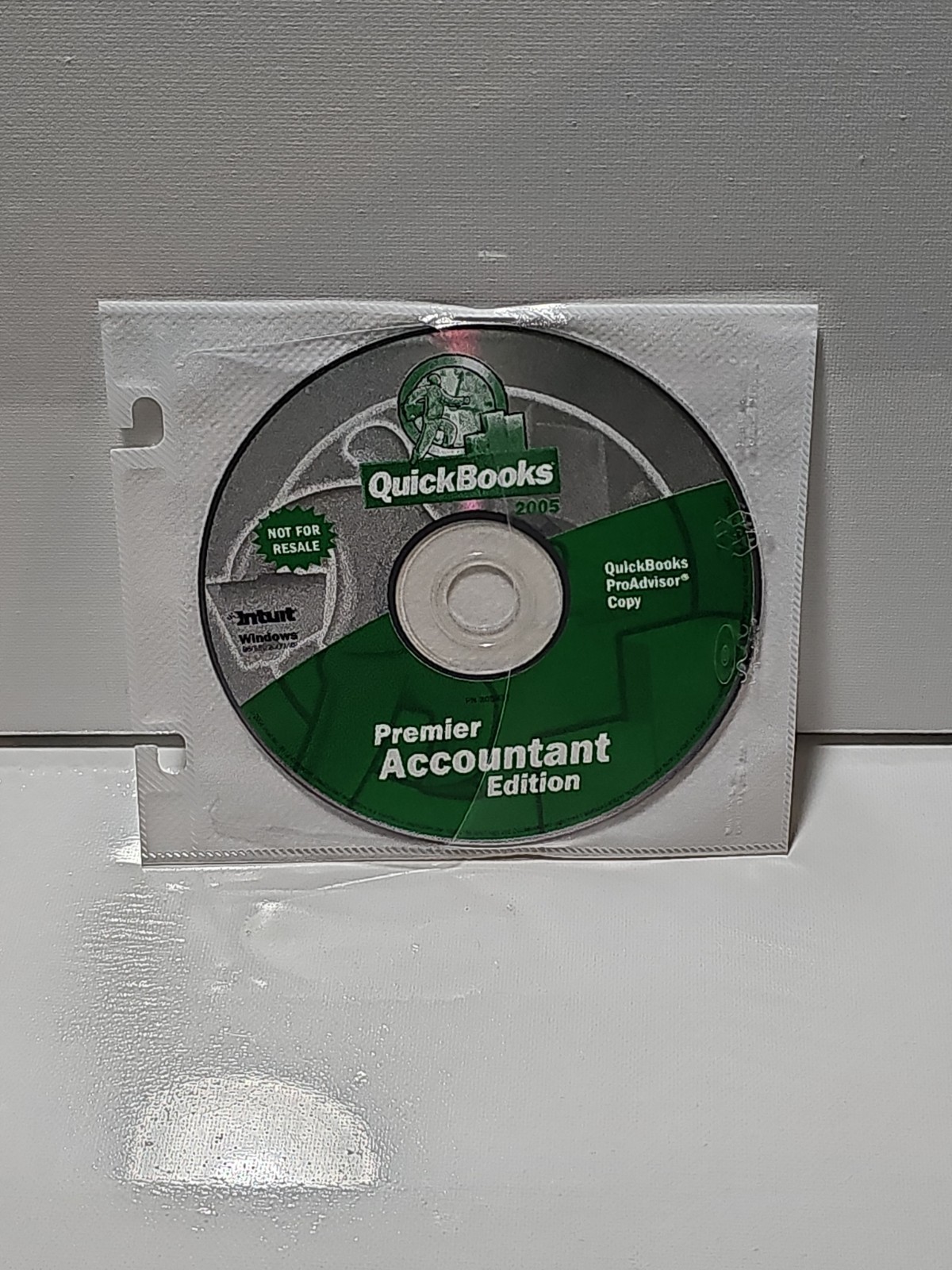 QuickBooks Premier Accountant Edition 2005 CD for Windows w/ Product Key