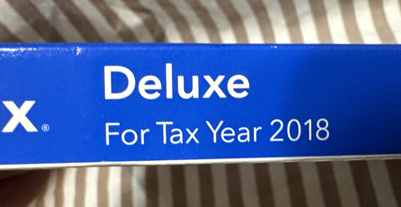 TurboTax Deluxe 2018 Federal + State Return & Federal E-file for Windows Mac CD