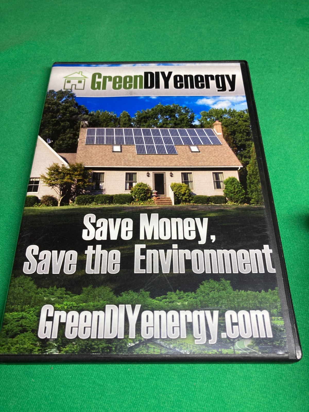 Green DIY Energy: Save Money, Save the Environment (CDROM, 2009)
