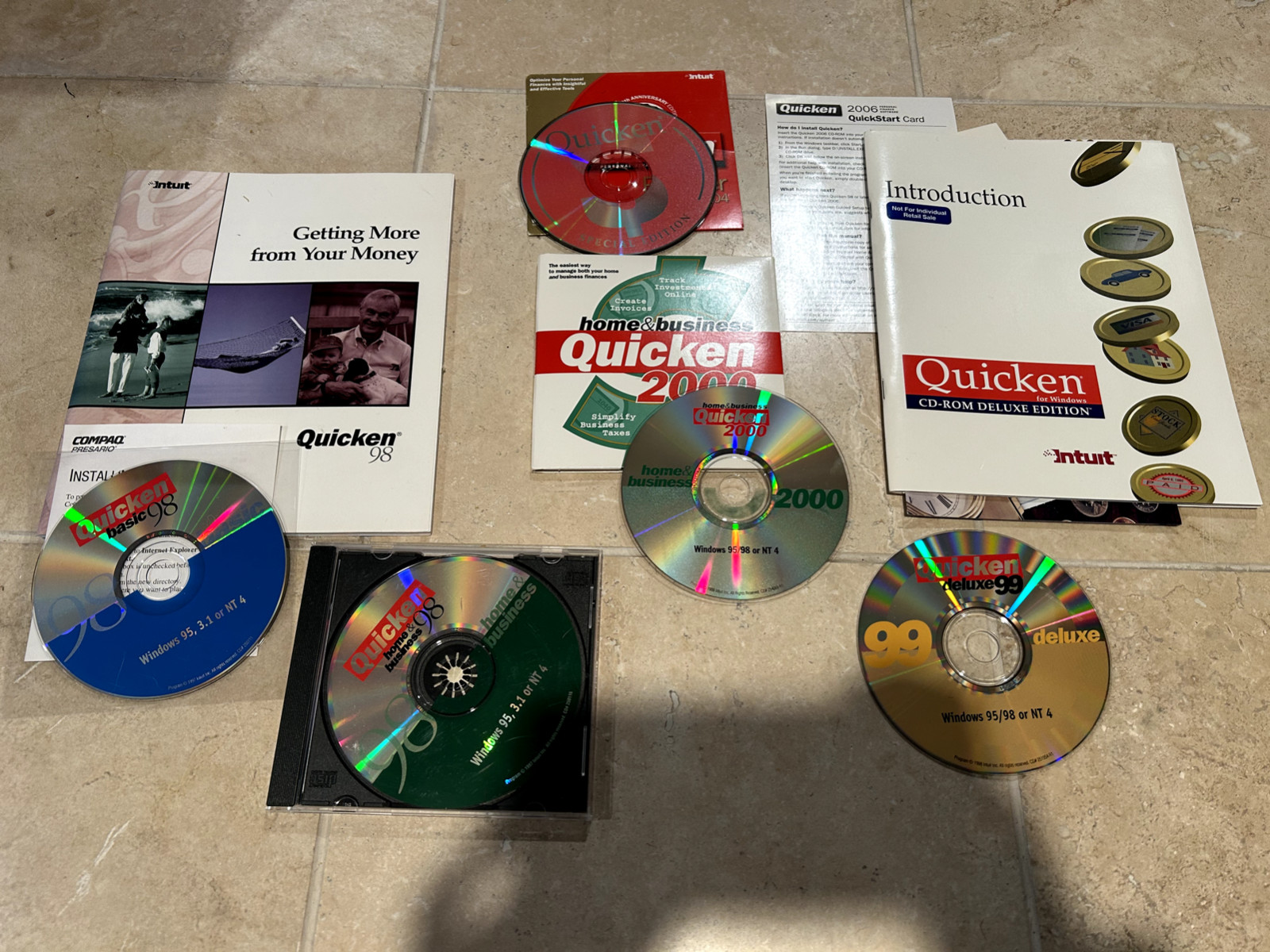Quicken Basic ’98, Home & Busuness, ’98, ’99, & 2000 Finance Software Mixed lot