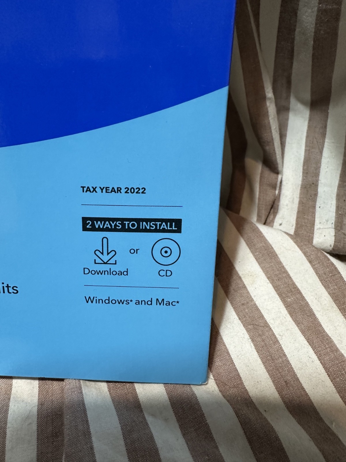 Turbotax Deluxe 2022 Federal Returns E-File + State Physical CD w license PC/MAC