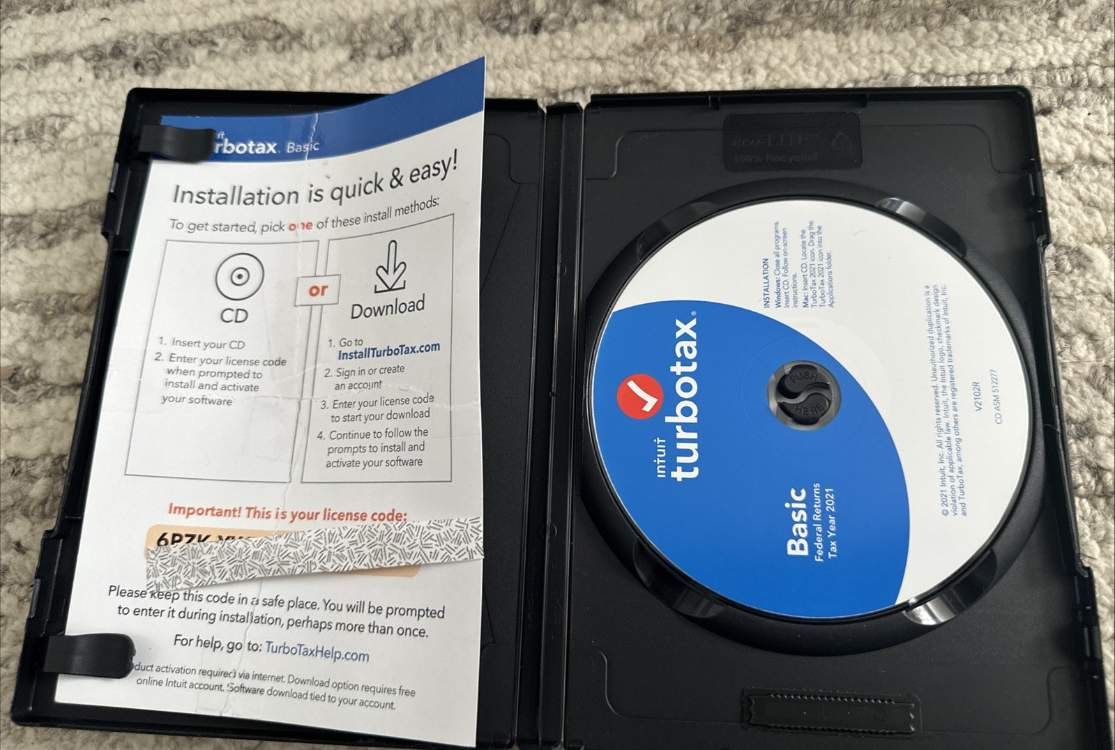 TurboTax 2021 Basic – Federal Returns + E-File Windows / Mac DISC New Open Box