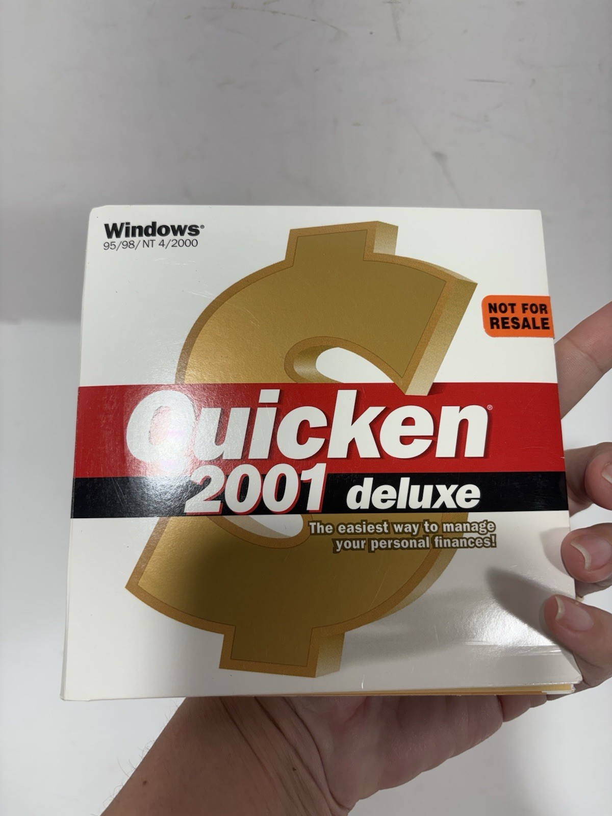 Quicken 2001 Deluxe Financial Software Windows 95 98 NT 2000 Version CD