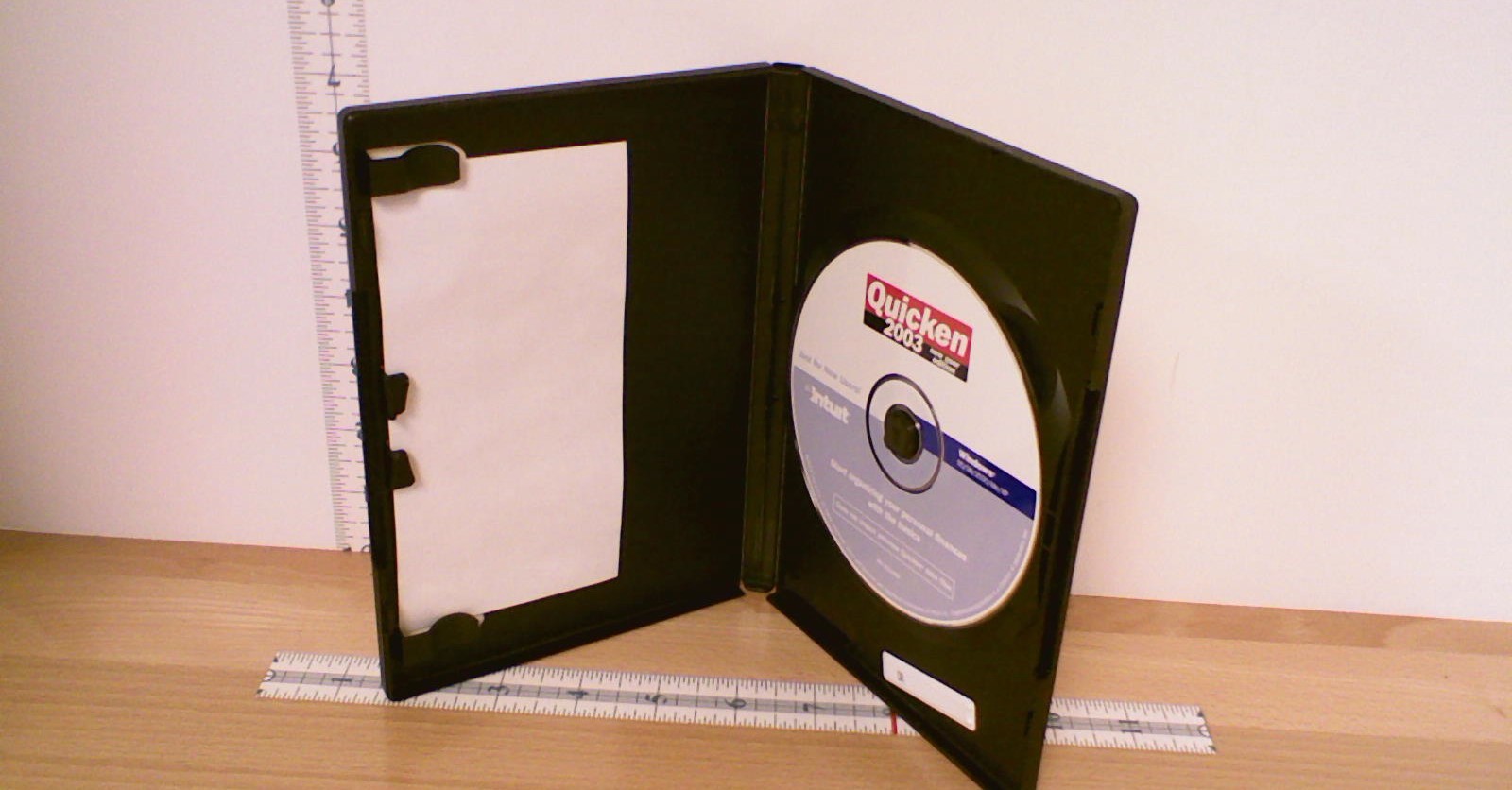 Intuit Quicken 2003 New User Edition Software CD-ROM WINDOWS 95 98 XP New