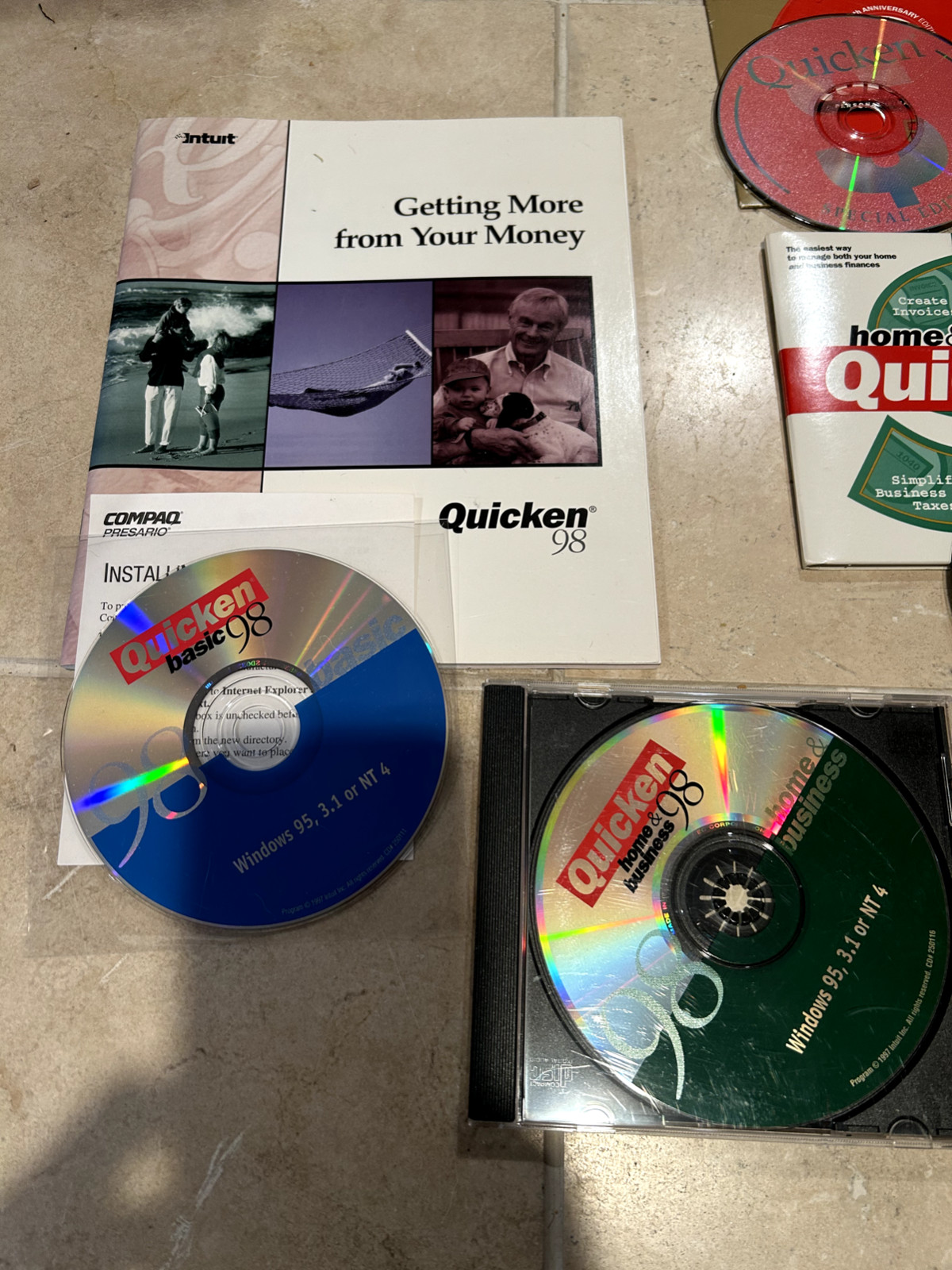Quicken Basic ’98, Home & Busuness, ’98, ’99, & 2000 Finance Software Mixed lot