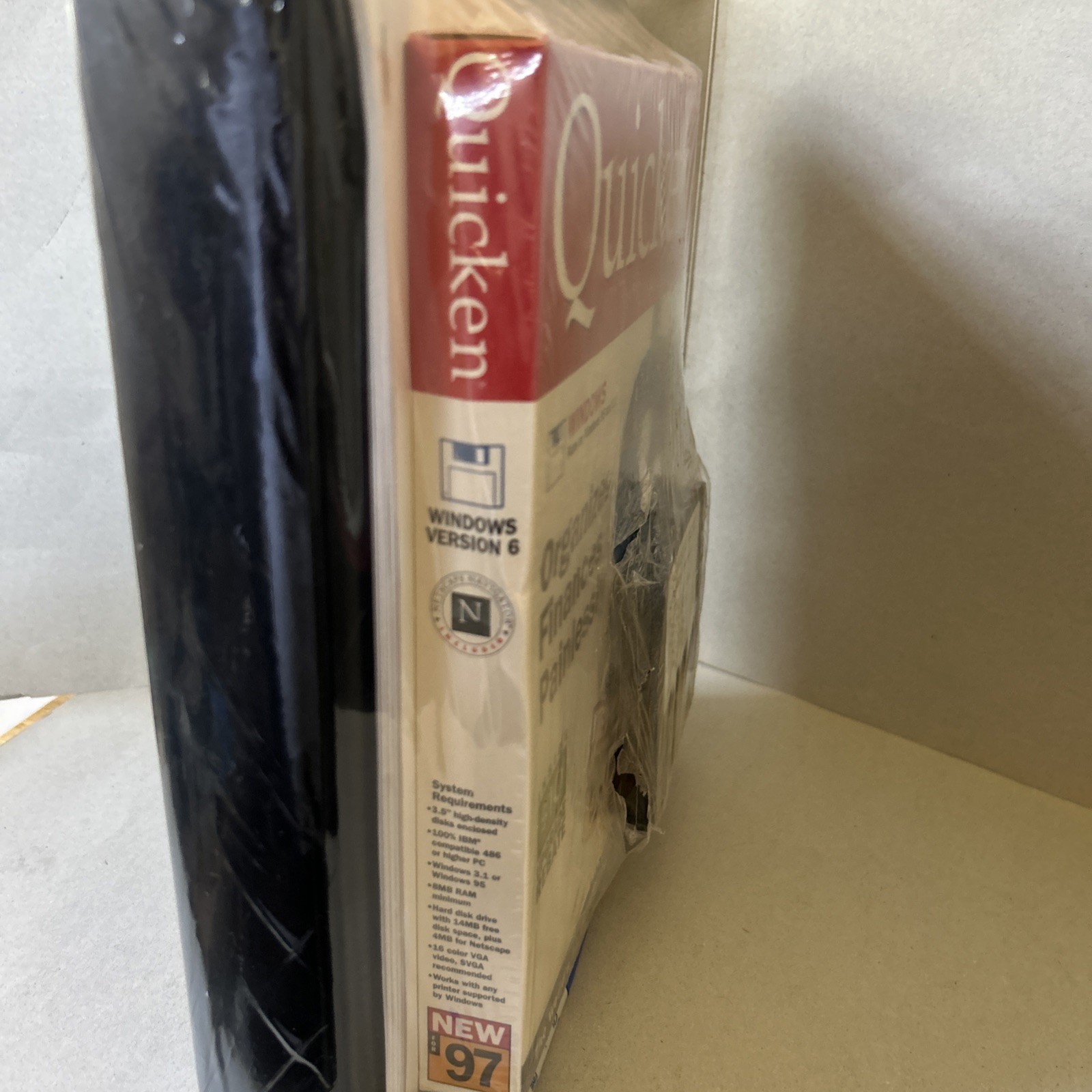 Quicken for windows Version 6 (3.5″) New In Packaging with floppy disk vintage