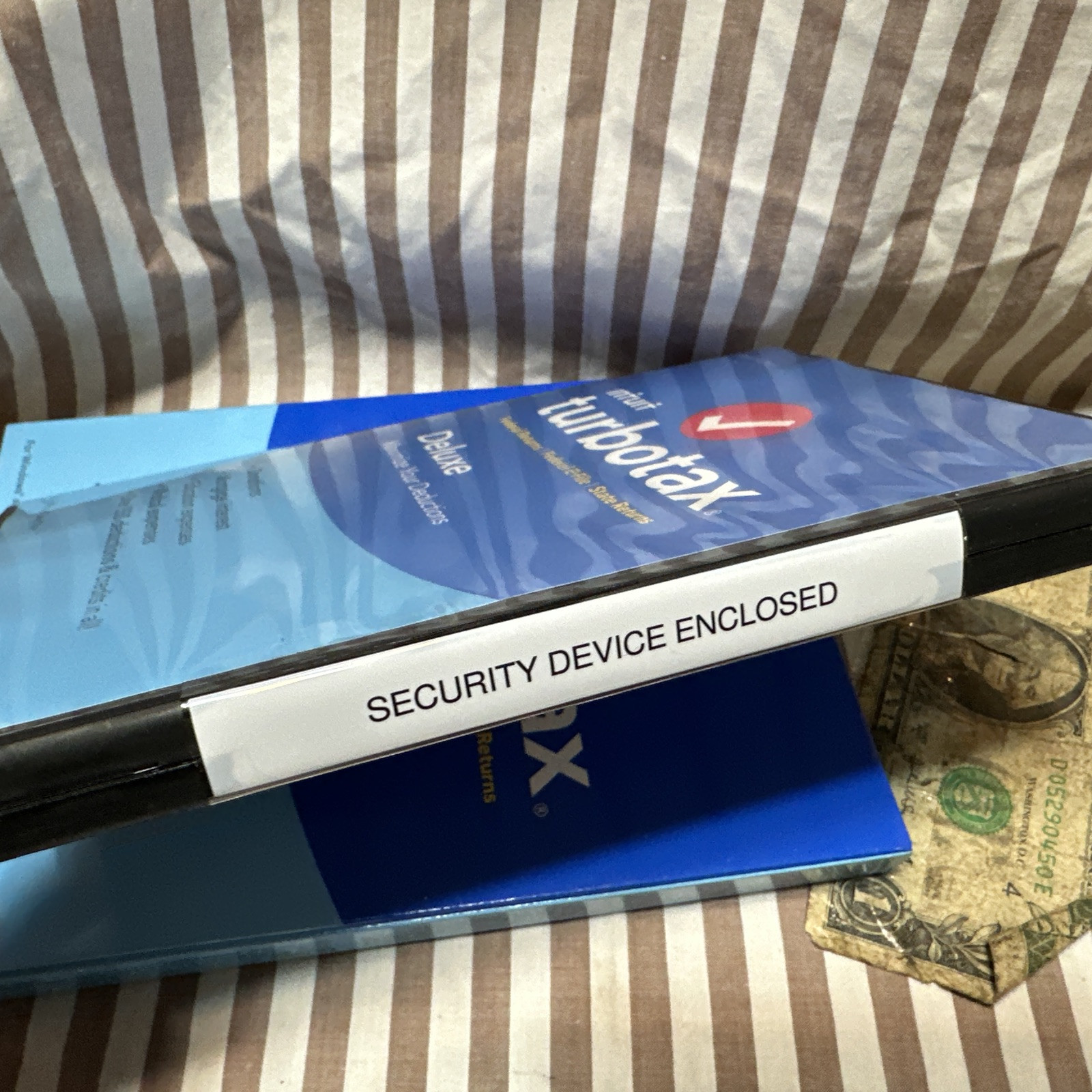 TurboTax Deluxe 2018 Federal + State Return & Federal E-file for Windows Mac CD