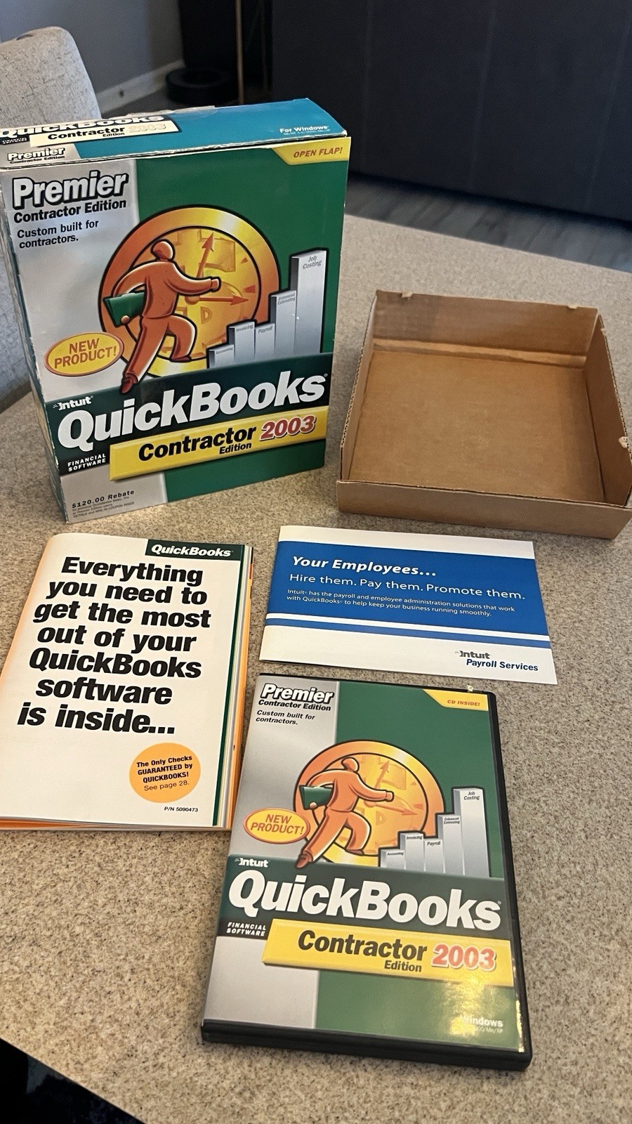 INTUIT QuickBooks Pro 2003 Financial Software Small Business Windows 98/2000/XP