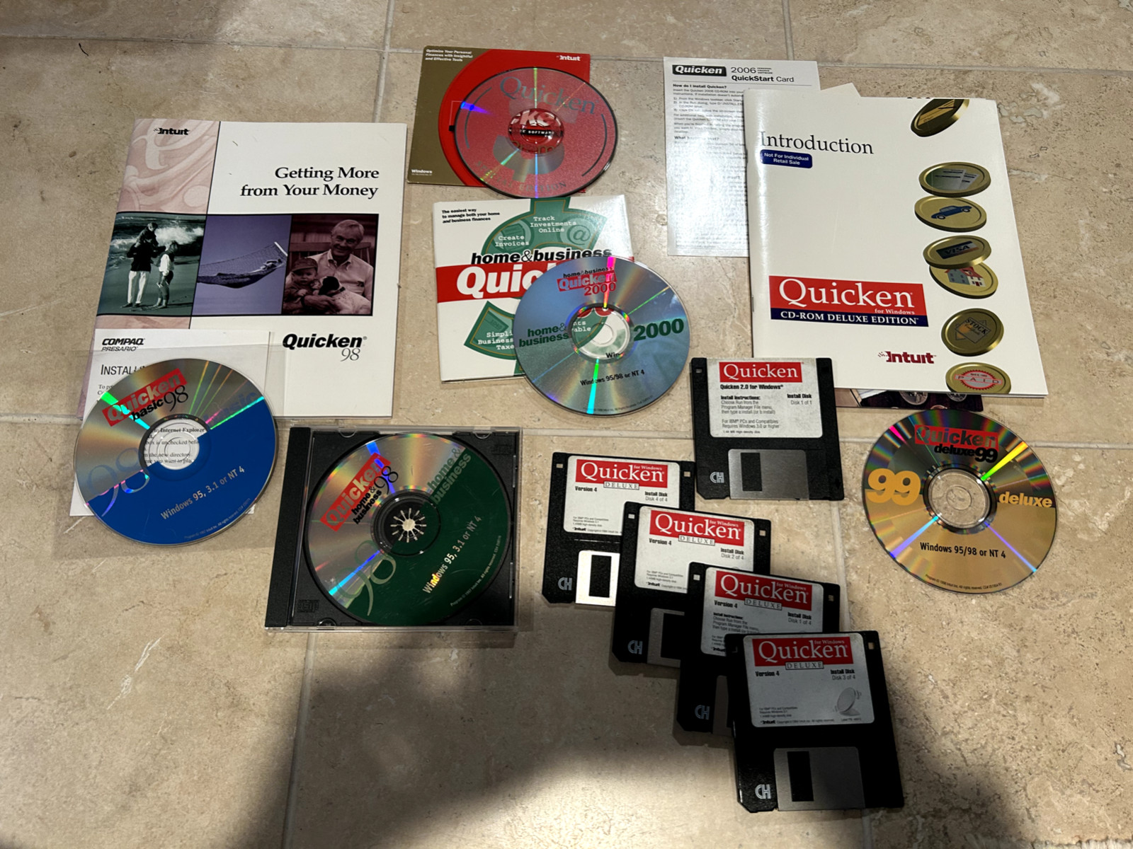 Quicken Basic ’98, Home & Busuness, ’98, ’99, & 2000 Finance Software Mixed lot