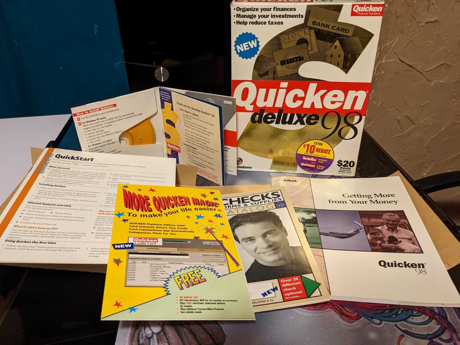 Quicken Deluxe 98 Financial Software For Windows 95 with NEW Logo