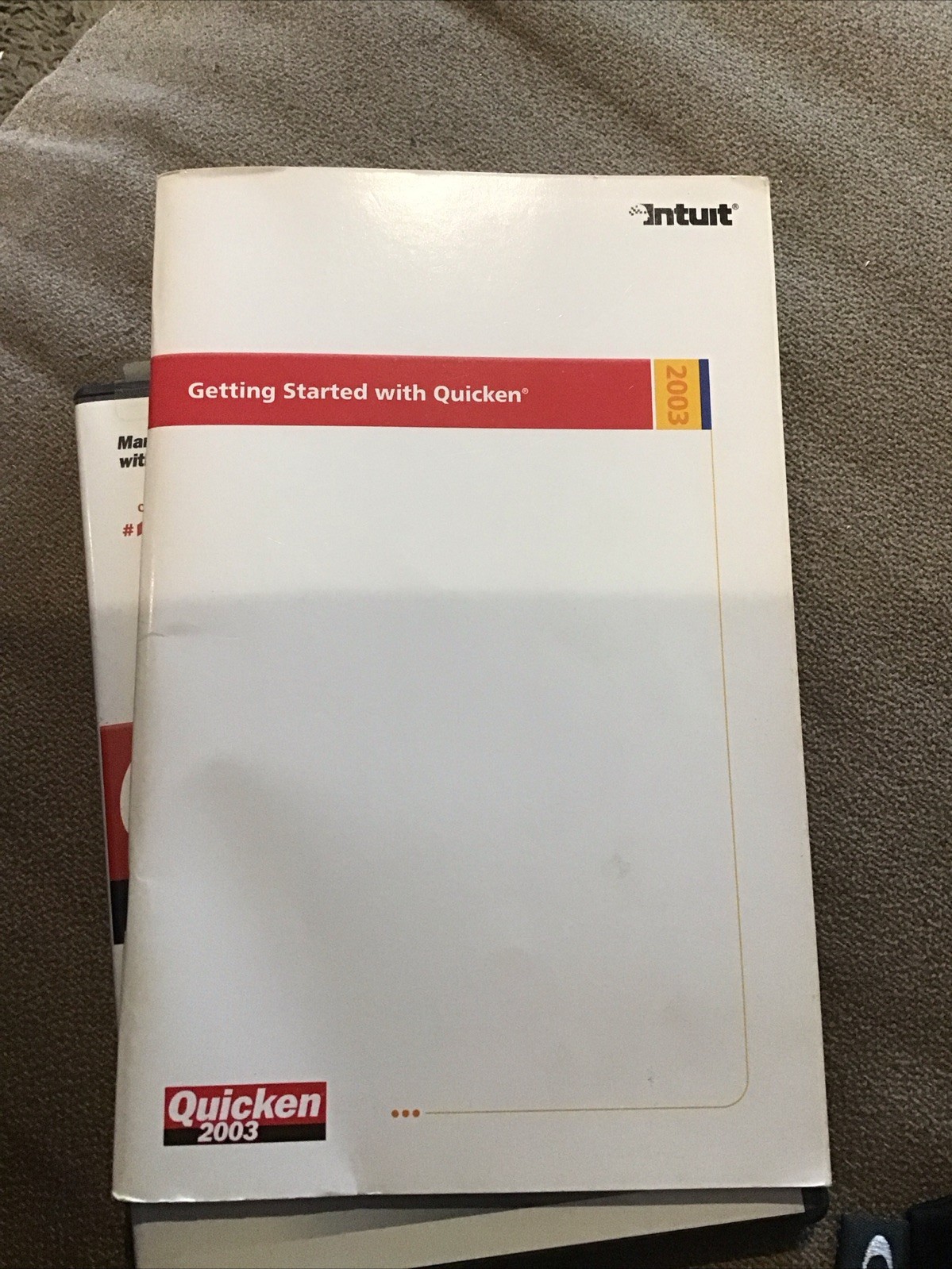 Quicken 2003 Deluxe software CD-ROM disc program Intuit Windows 95/98/2000/Me/XP