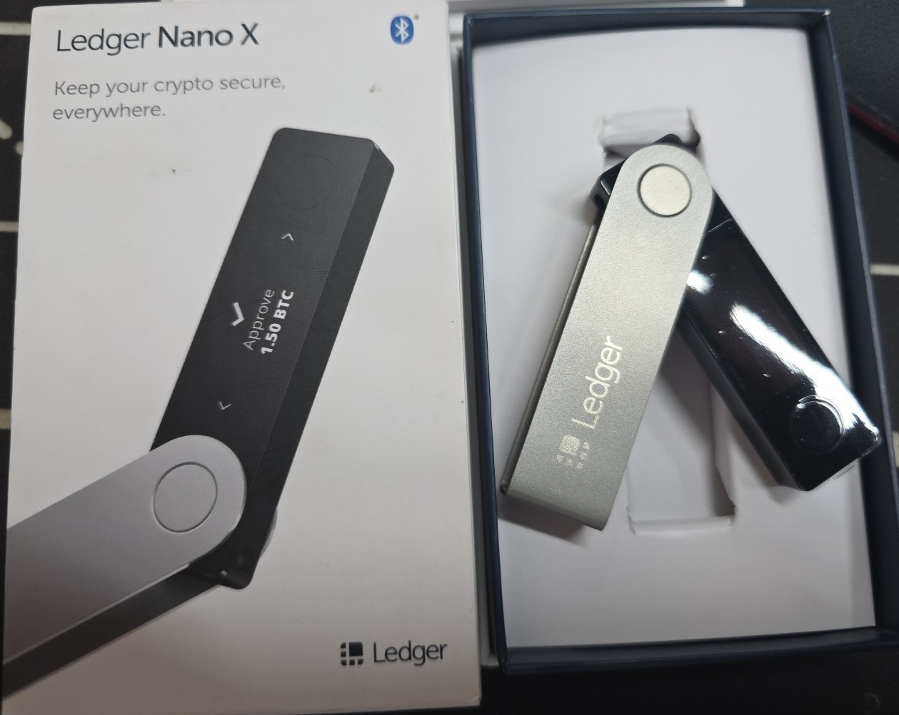 Ledger Nano X – Secure and Manage Your Crypto & NFTs – Black