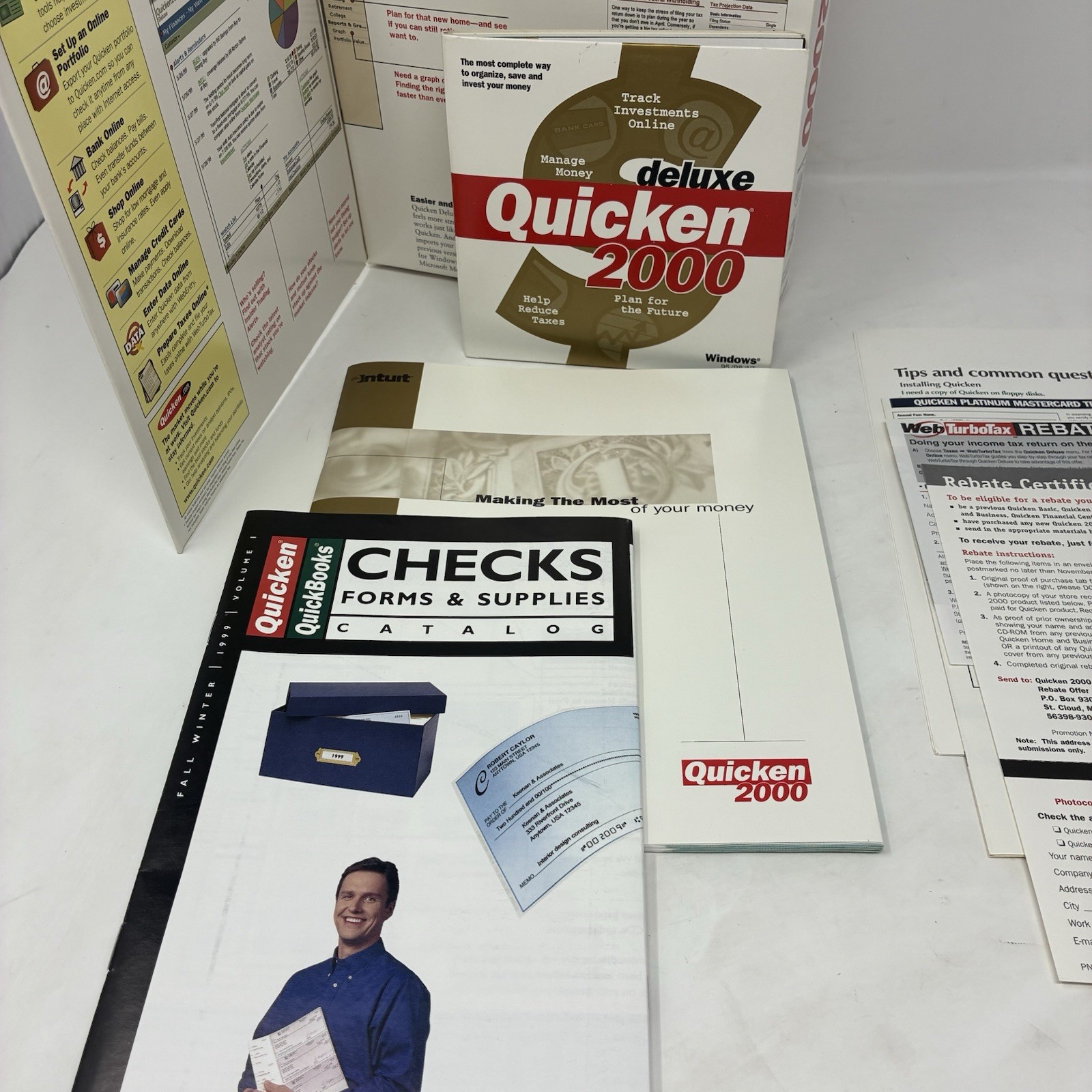 Deluxe Quicken 2000 Personal Financial Software Win 95 98 NT 4 Full Retail Box