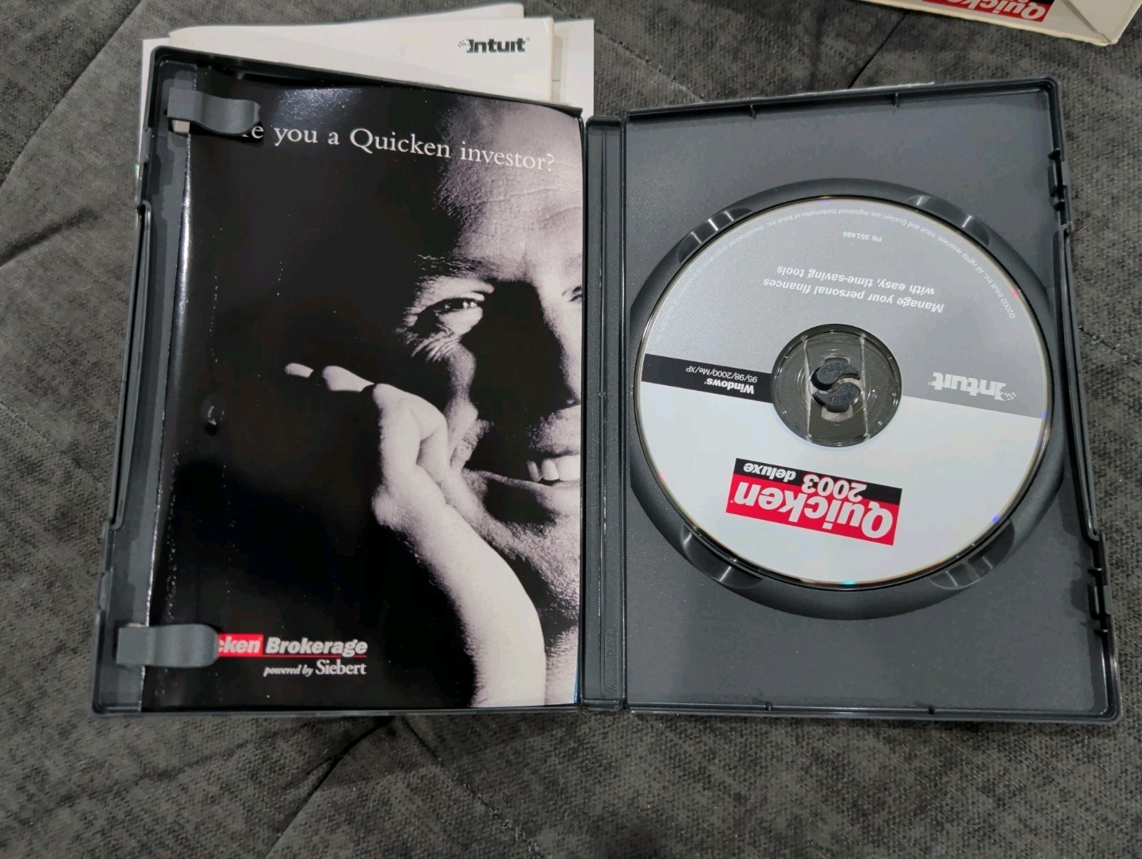 Intuit Quicken 2003 Deluxe For Windows PC CD Win 95/98/2000/Me/XP