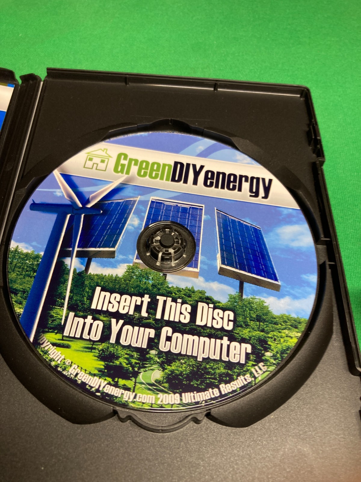 Green DIY Energy: Save Money, Save the Environment (CDROM, 2009)
