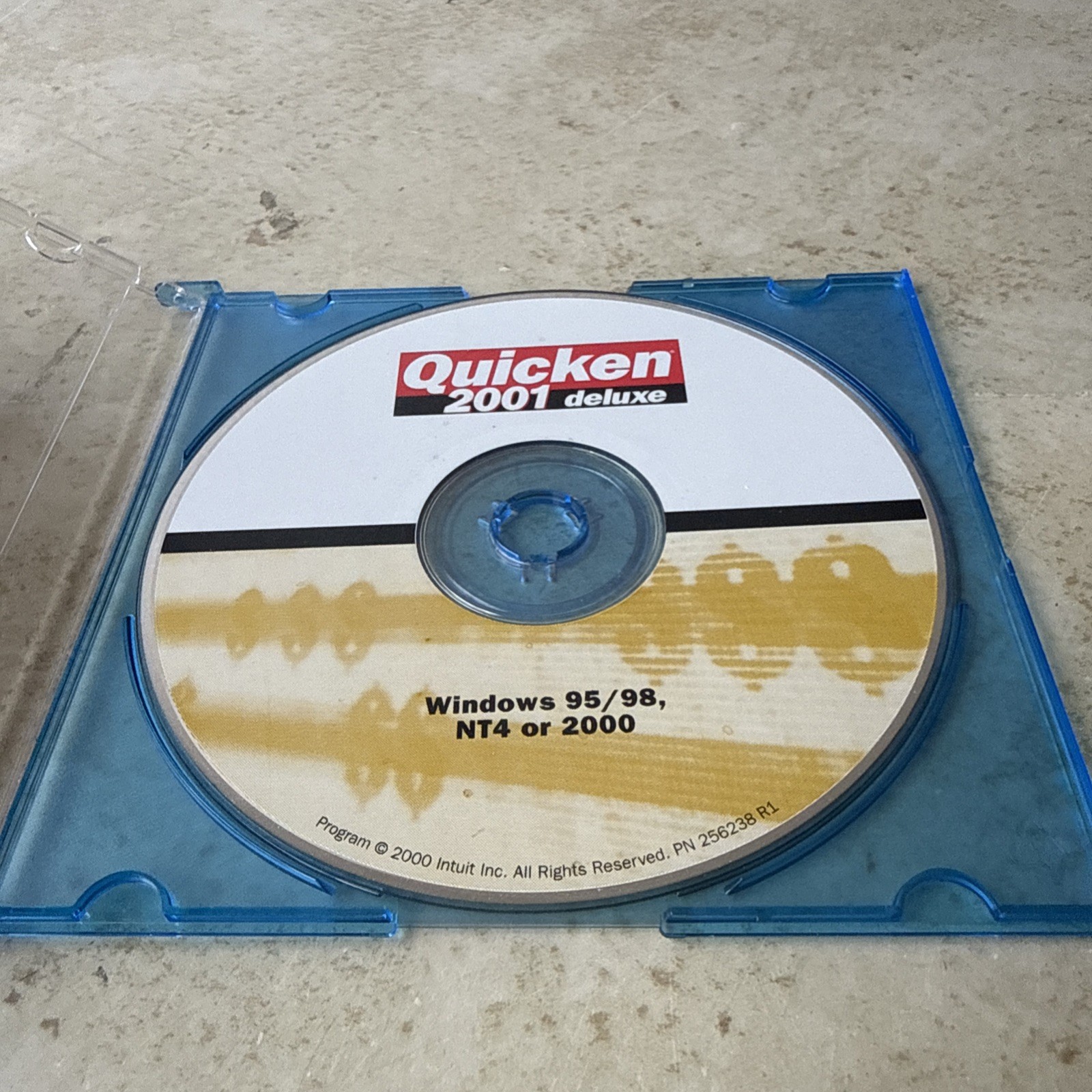 Quicken 2001 Deluxe Financial Software Windows Version CD quicken 2001 2000