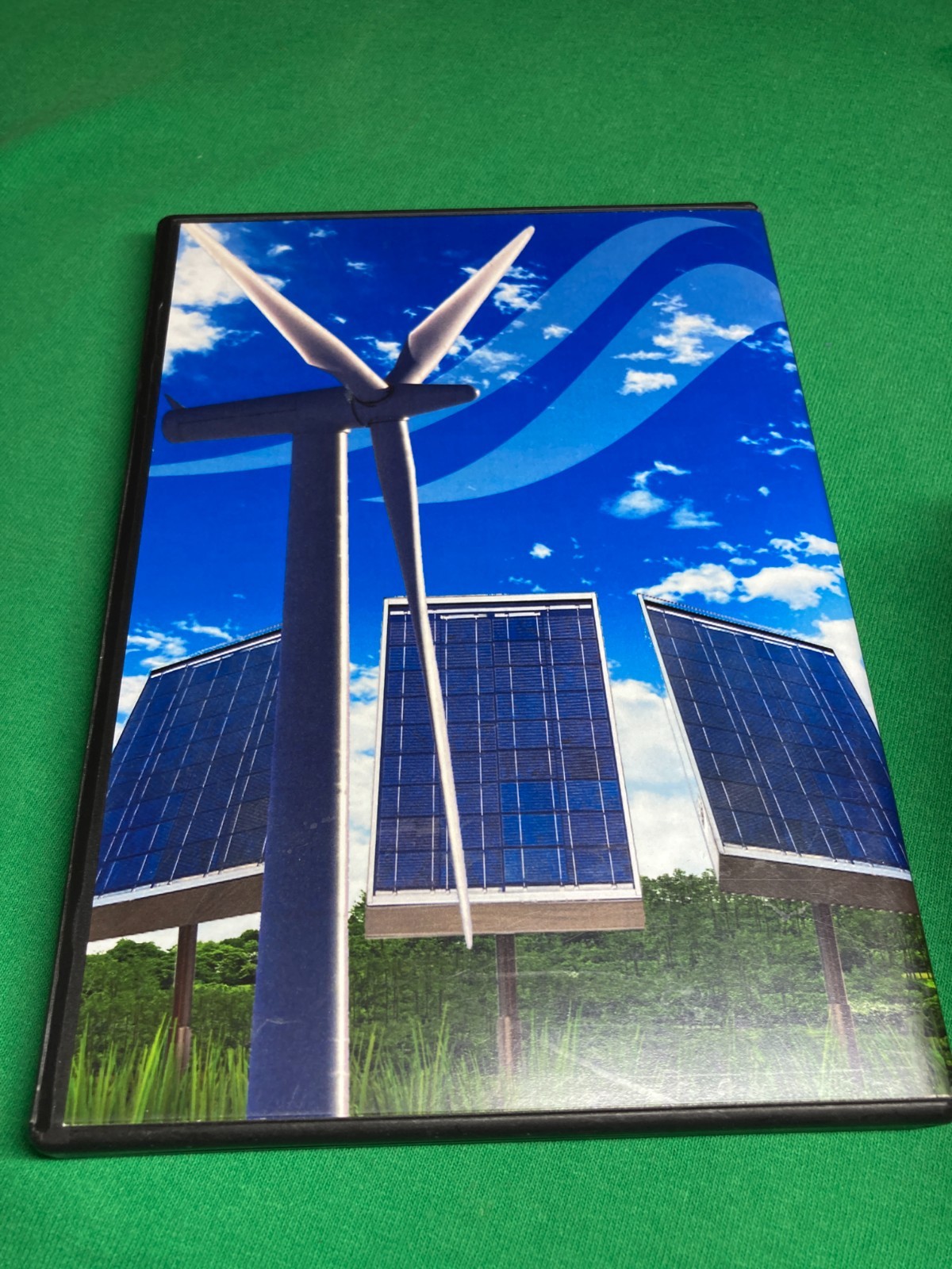 Green DIY Energy: Save Money, Save the Environment (CDROM, 2009)