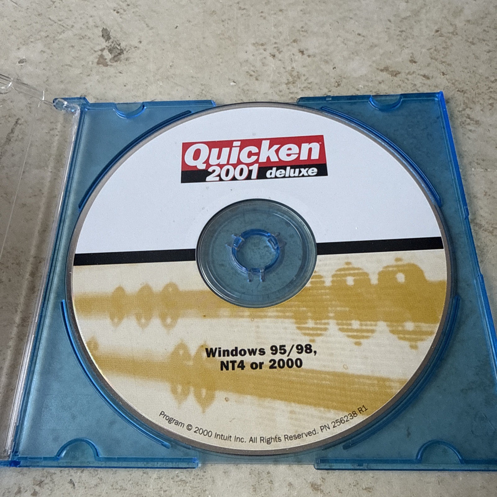 Quicken 2001 Deluxe Financial Software Windows Version CD quicken 2001 2000