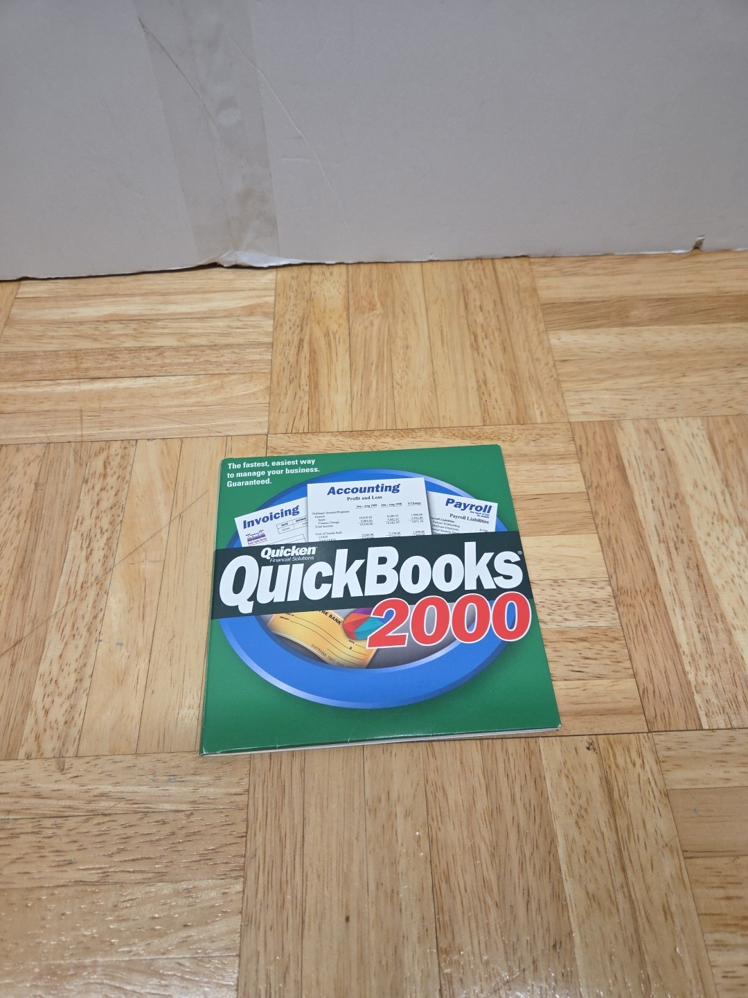 Quicken Intuit QuickBooks 2000 Accounting Software CD-ROM Windows – Complete