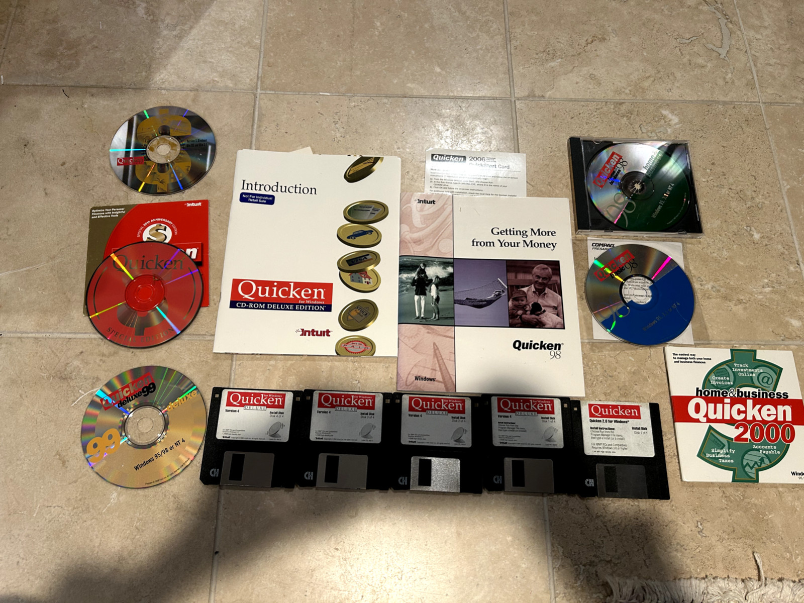 Quicken Basic ’98, Home & Busuness, ’98, ’99, & 2000 Finance Software Mixed lot