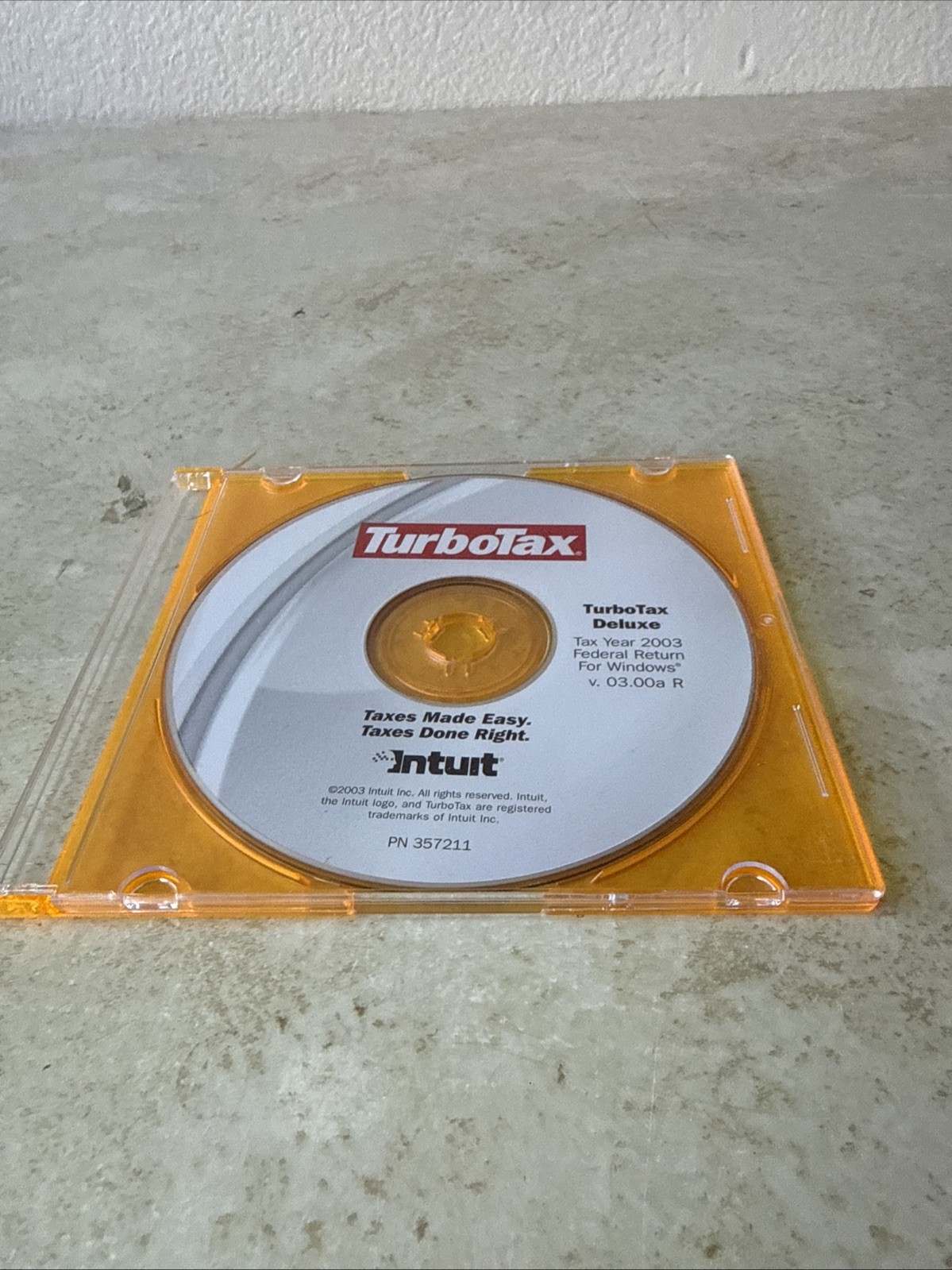 Turbo tax Deluxe Intuit 2003. Taxes made easy!!