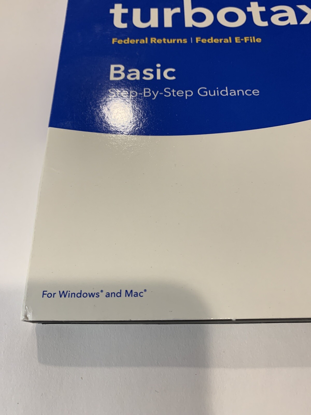 TurboTax Basic Federal + E-File 2018 Tax Software, Traditional Disc