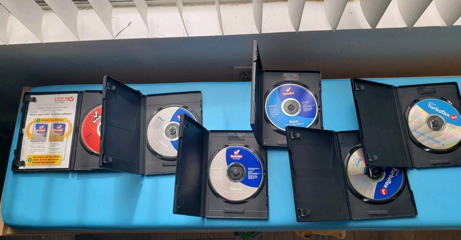Lot of 6 TurboTax Software Discs Deluxe 07 09 11 Basic 12 13 14 PC Mac