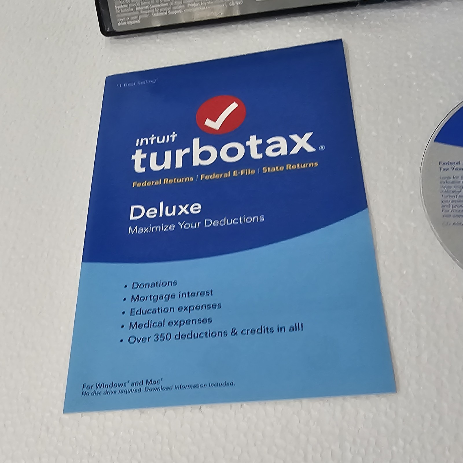 TurboTax Deluxe 2018 Federal + State Return & Federal E-file for Windows Mac CD