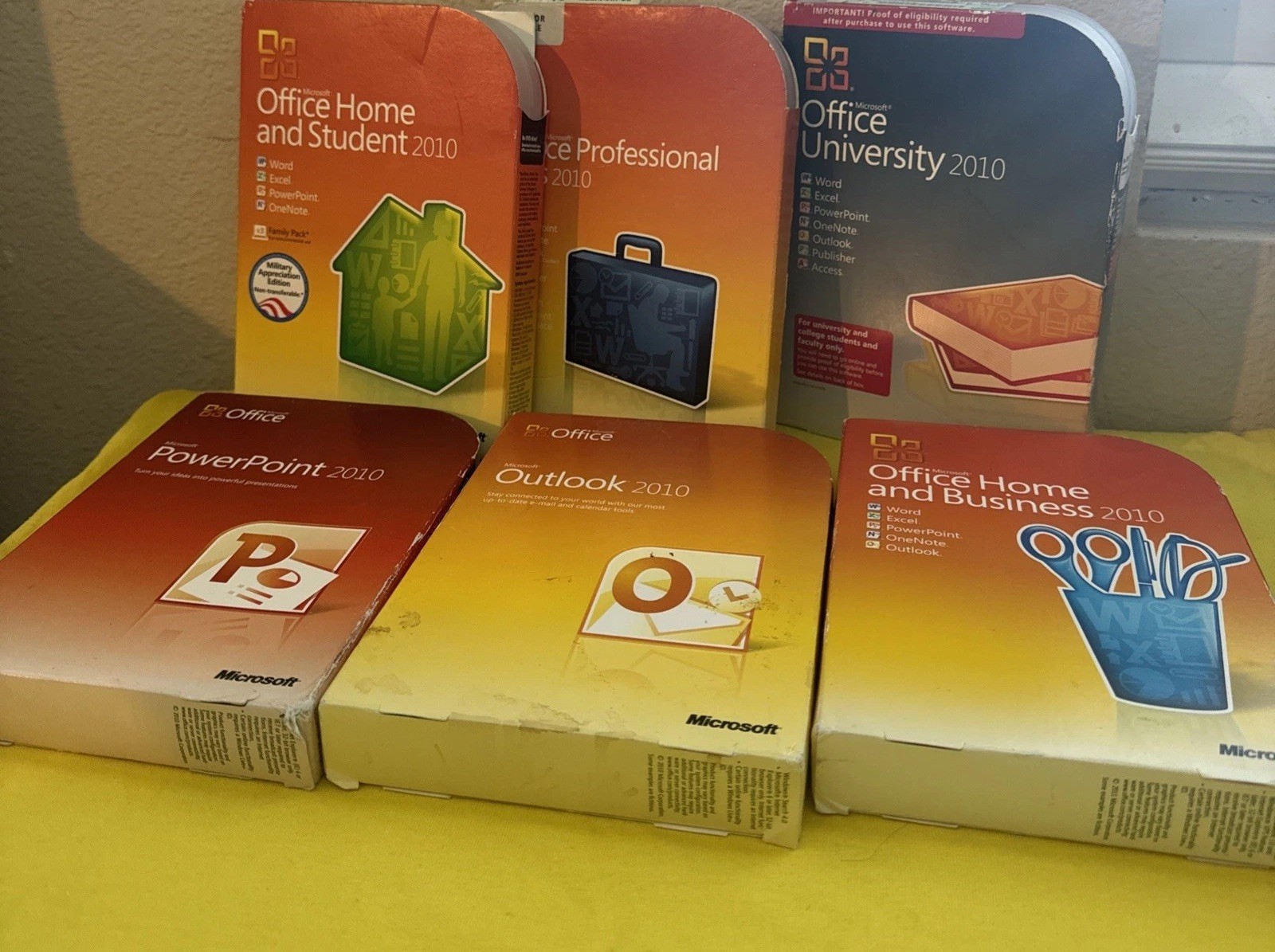 6 2010 Microsoft Office-Professional Plus-office University-Outlook-PowerPoint