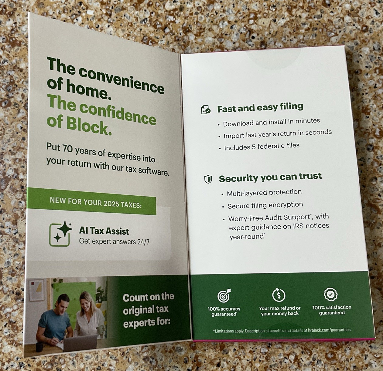 H&R Block 2025 Deluxe Tax Software PC/Mac Federal Only – Key Card Inside