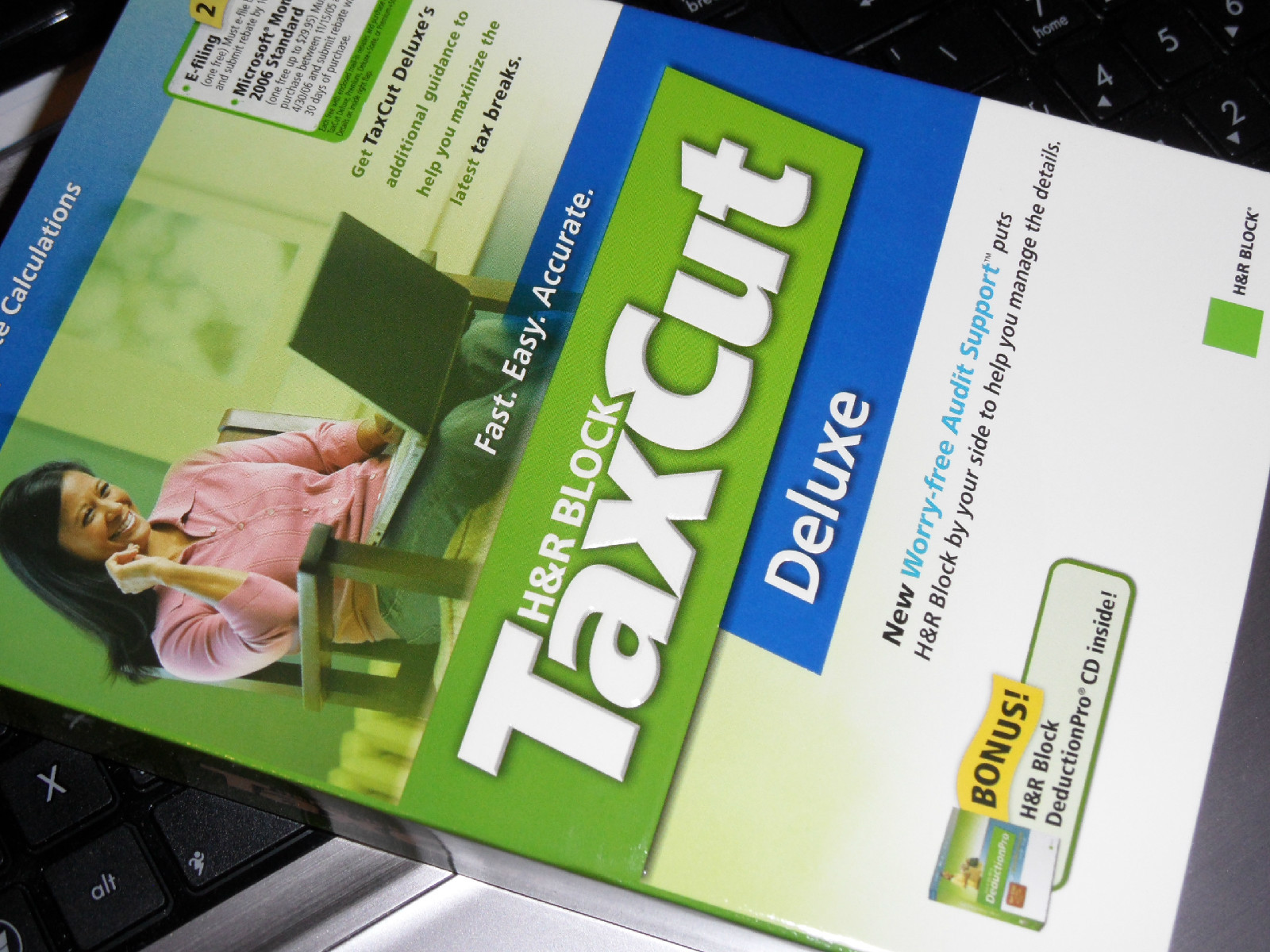 2005 TaxCut DELUXE turbo H&R Block Tax Cut New original sealed CD in the Box