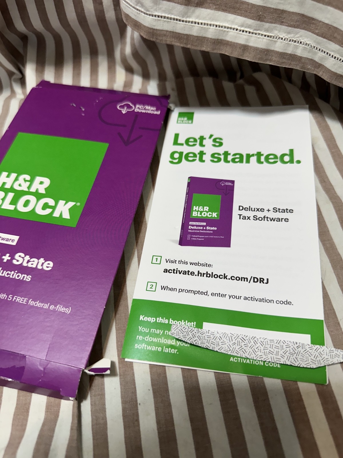 2022 H&R Block Tax Software Deluxe + State 2022 PC / Mac Turbotax Open Box